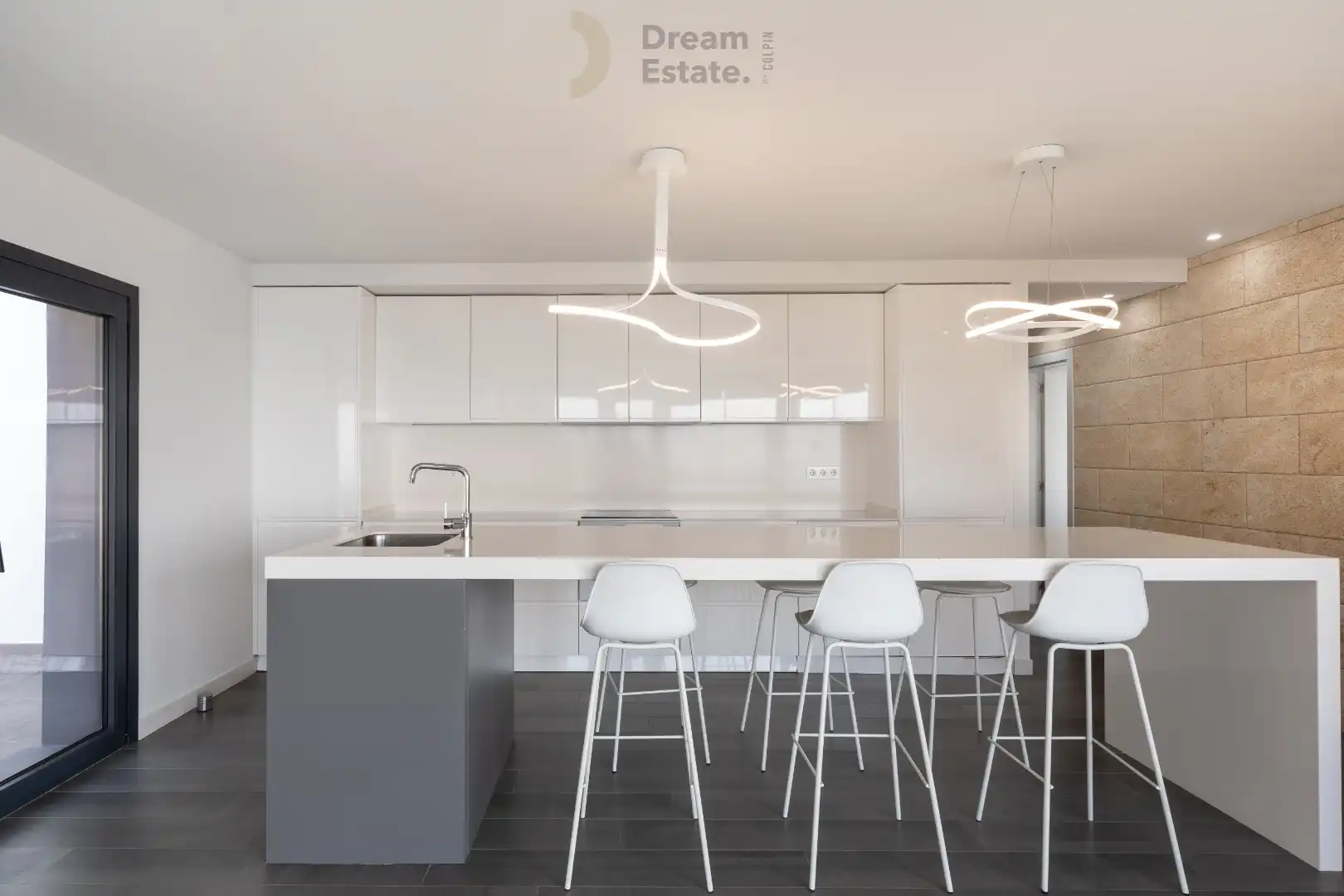 Volledig gerenoveerde villa met fantastisch zeezicht in Cumbre del sol foto 15