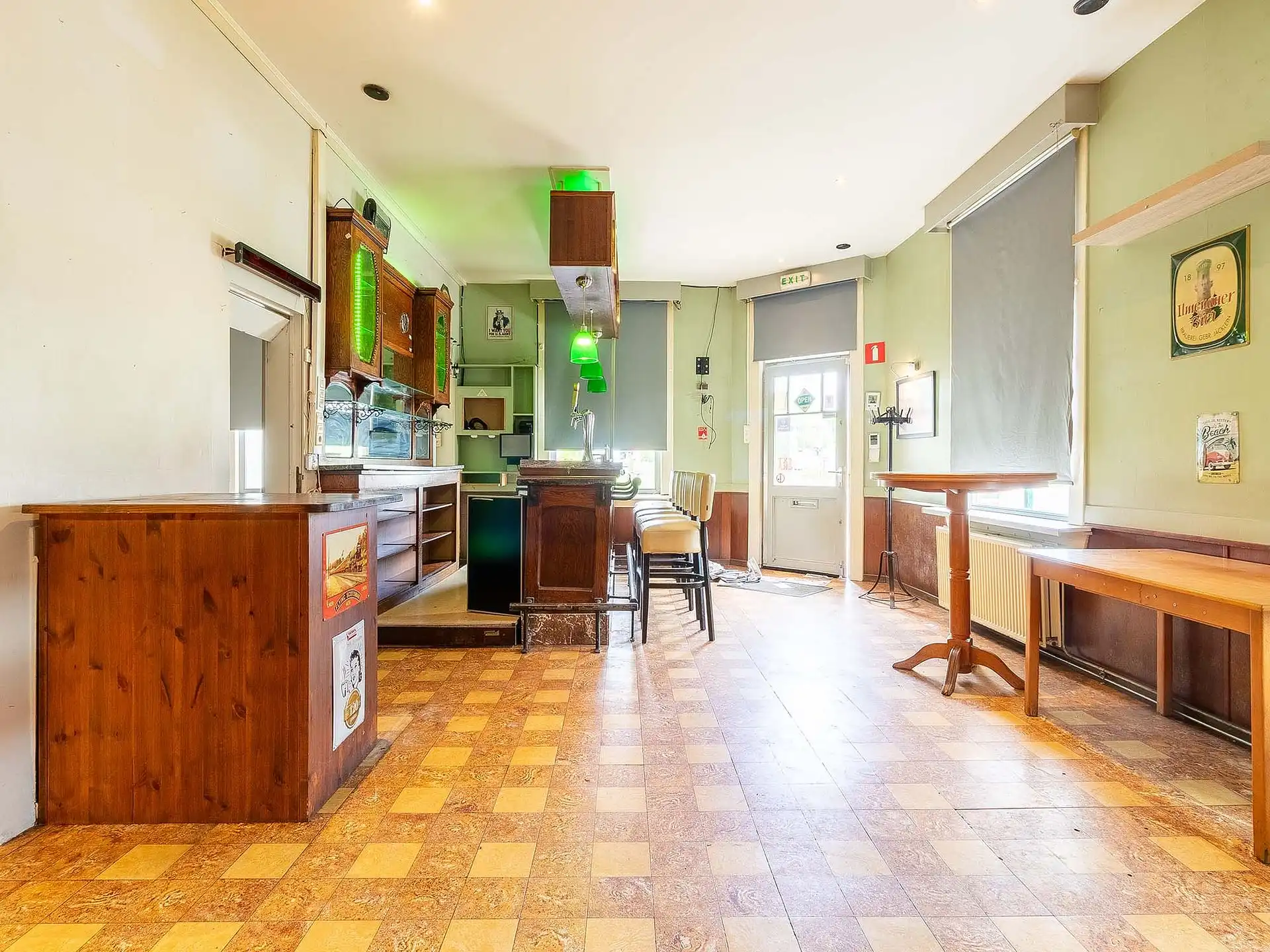 Café met woonst en sterke zichtbaarheid op hoekligging foto 2