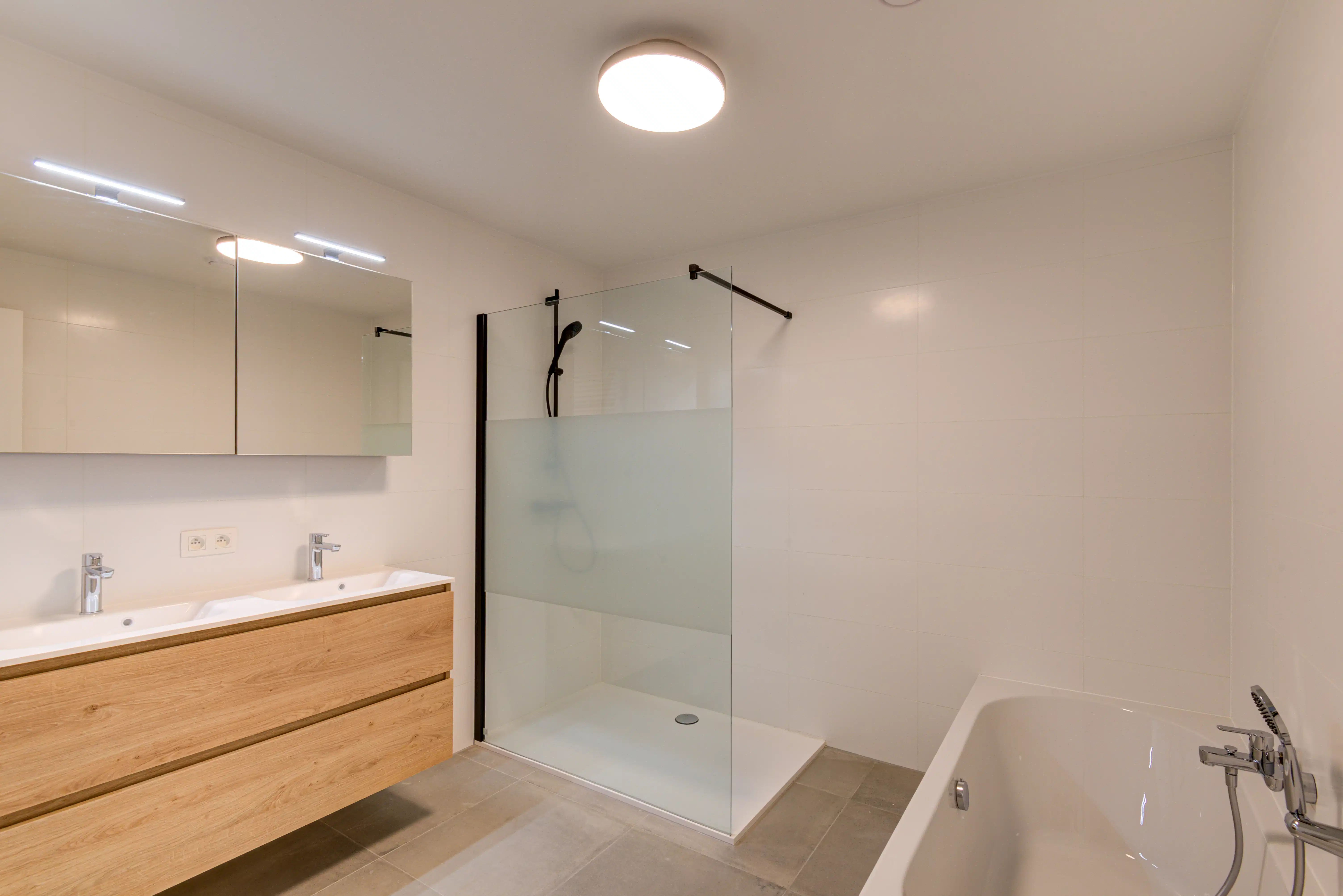 Ruime instapklare eengezinswoning zoekt toffe huurders foto 13