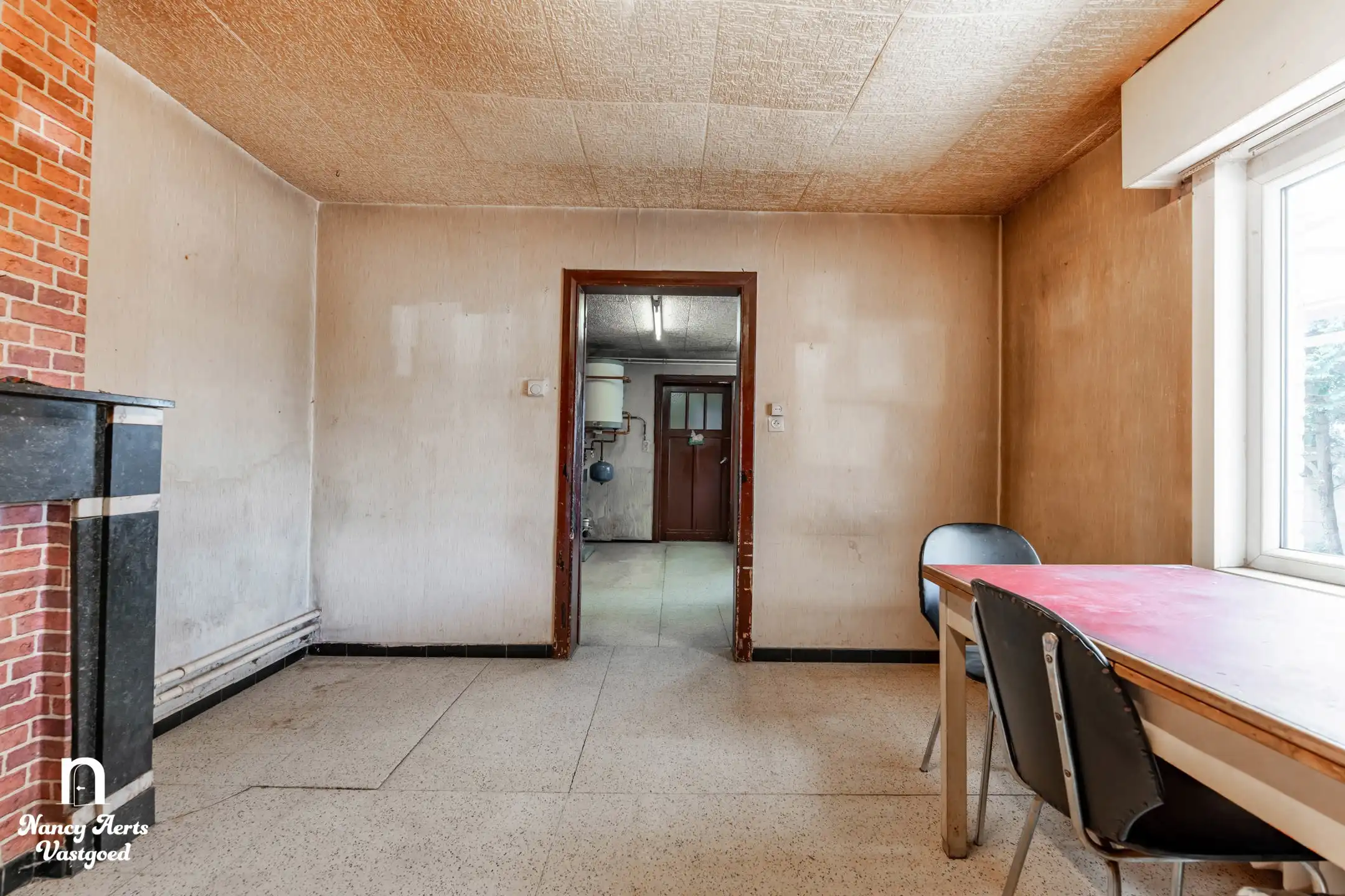 Karaktervolle renovatiewoning met tuin veel potentieel foto 37