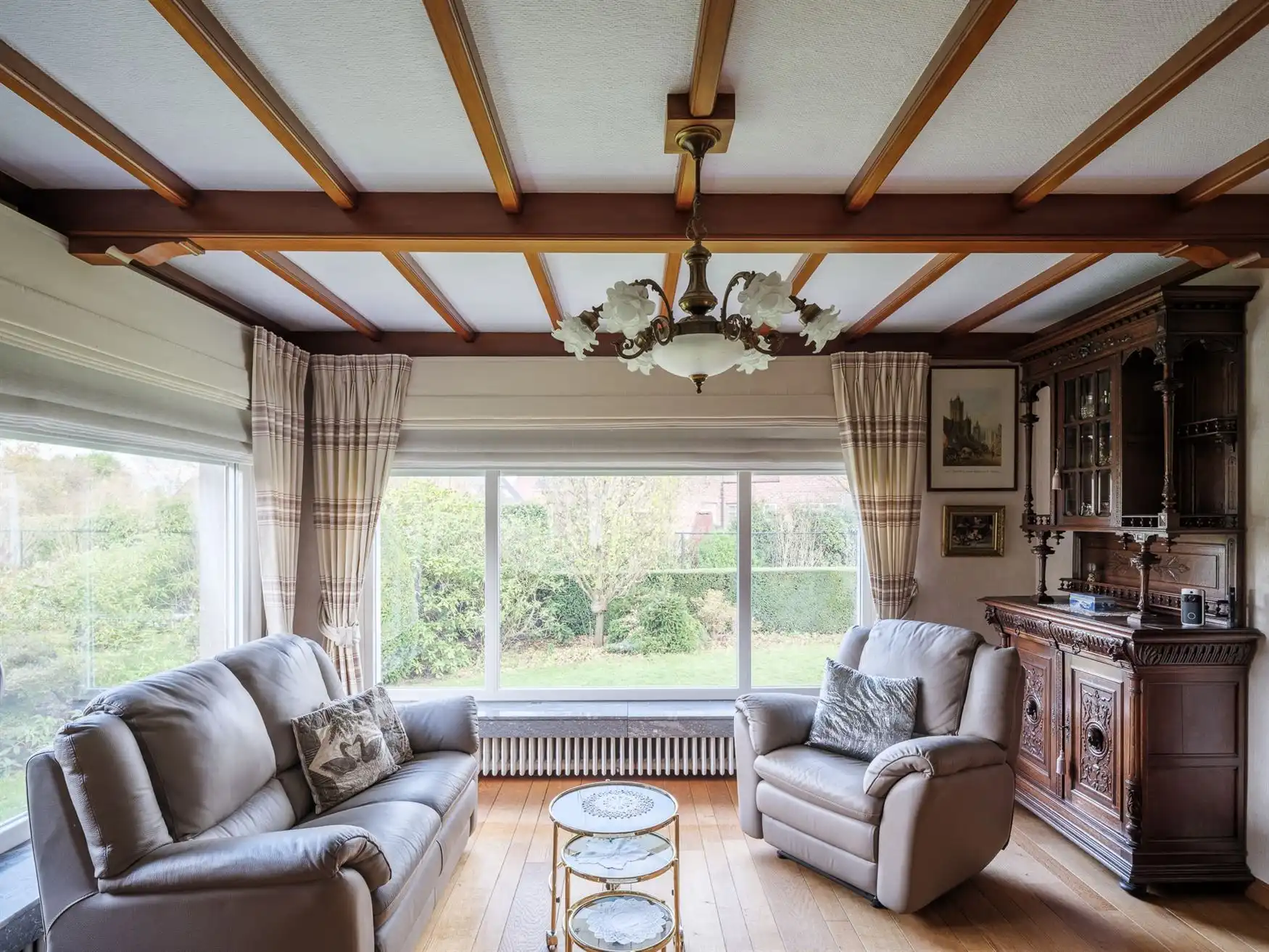 Ruime gezinswoning met vier slaapkamers en tuin in Drongen. foto 7