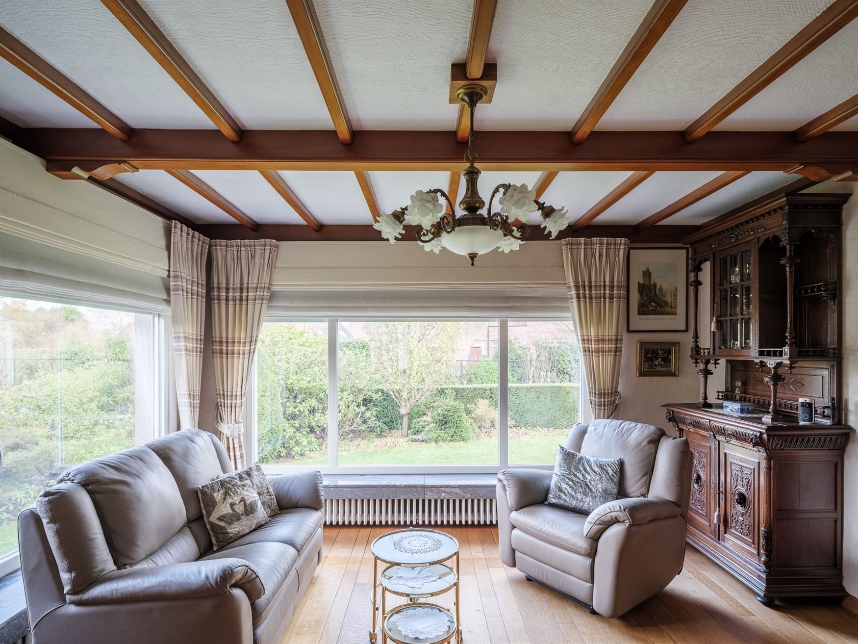 Ruime gezinswoning met vier slaapkamers en tuin in Drongen. foto 7