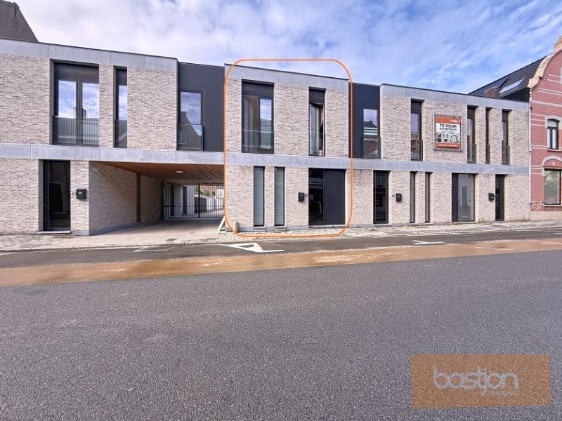BEN (BIJNA ENERGIE NEUTRAAL) WONING TE HUUR MET 3 SLAAPKAMERS EN TUIN foto {{pictureIndex}}
