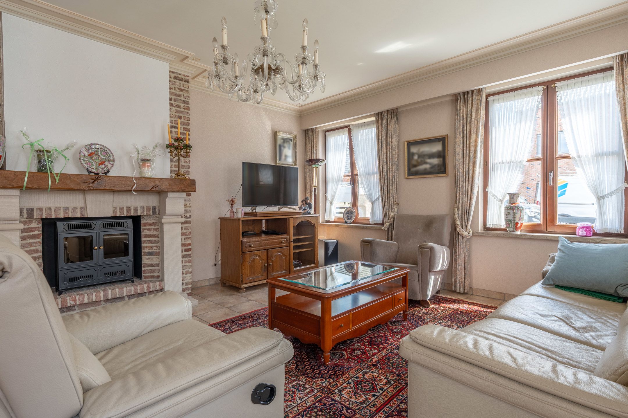 Ruime gezinswoning met 3 slaapkamers nabij centrum Beerse foto 7