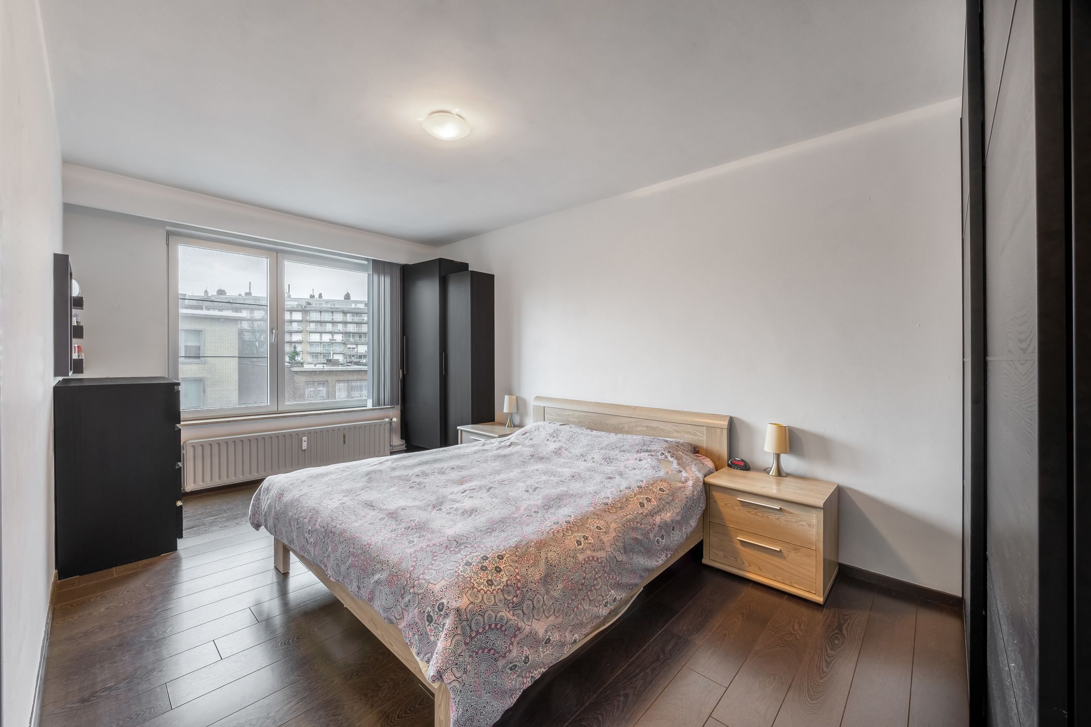 Mooi hoekappartement met open keuken en 1 slaapkamer foto 10