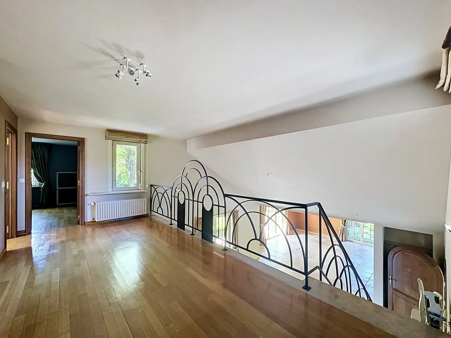 Exclusieve Spaanse villa welgelegen nabij de duinen en de zee. foto 9