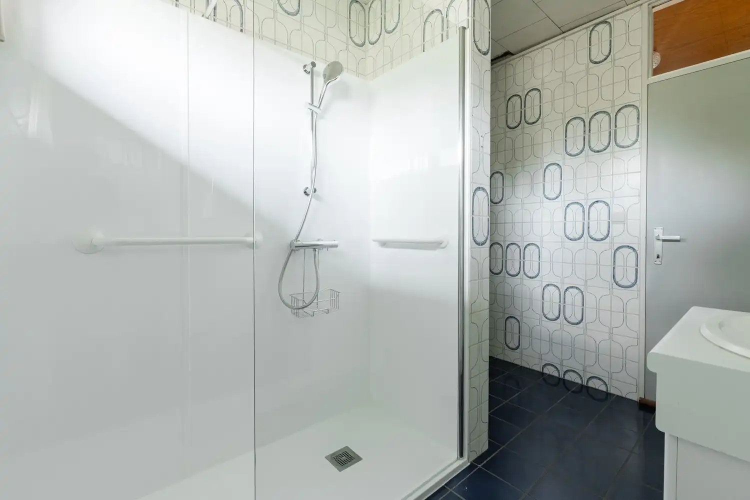 Moderne woning op toplocatie nabij centrum Overpelt op 920m² foto 32