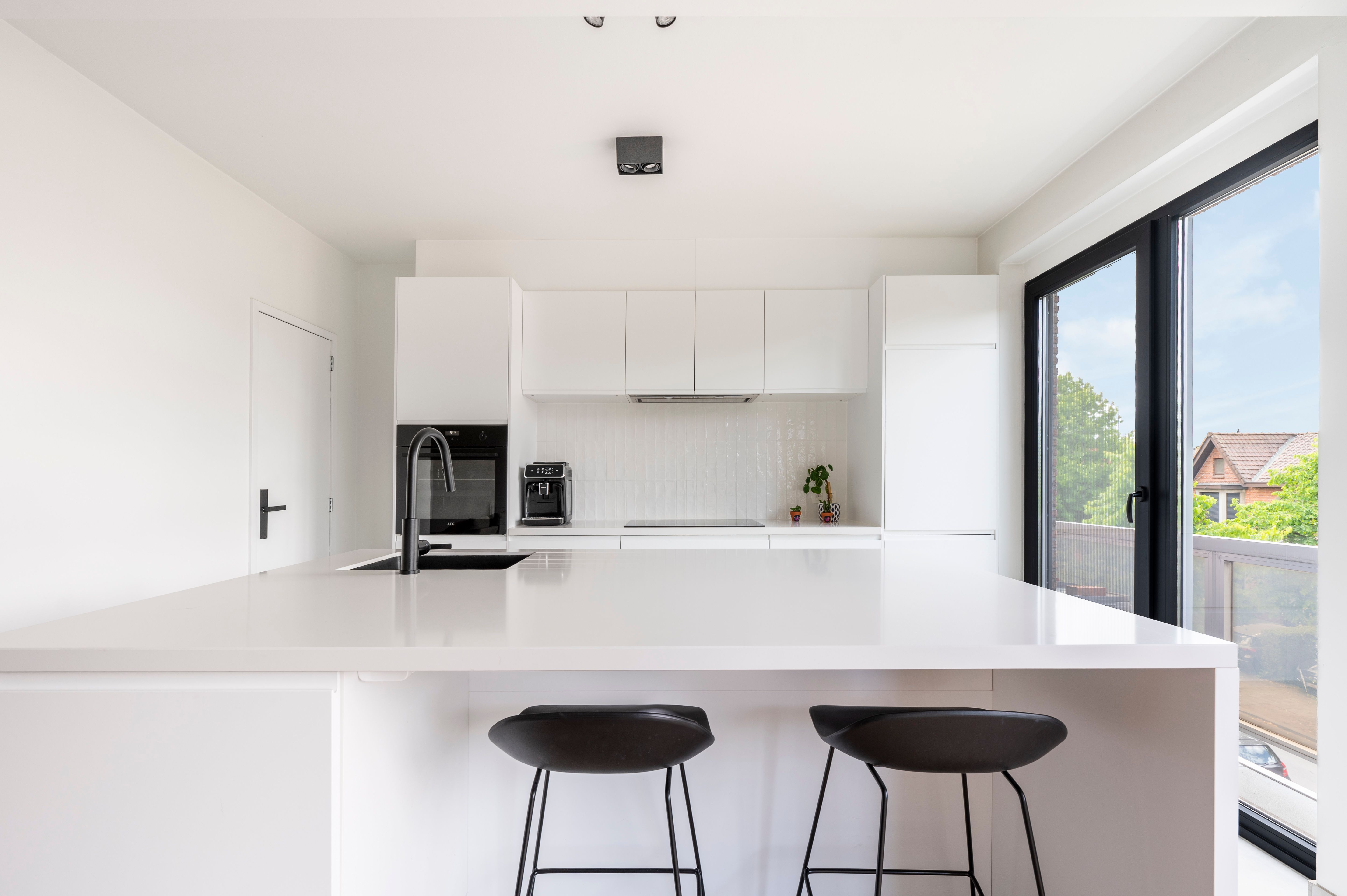 Instapklaar, energiezuinig appartement in hartje Mariaburg! foto 3