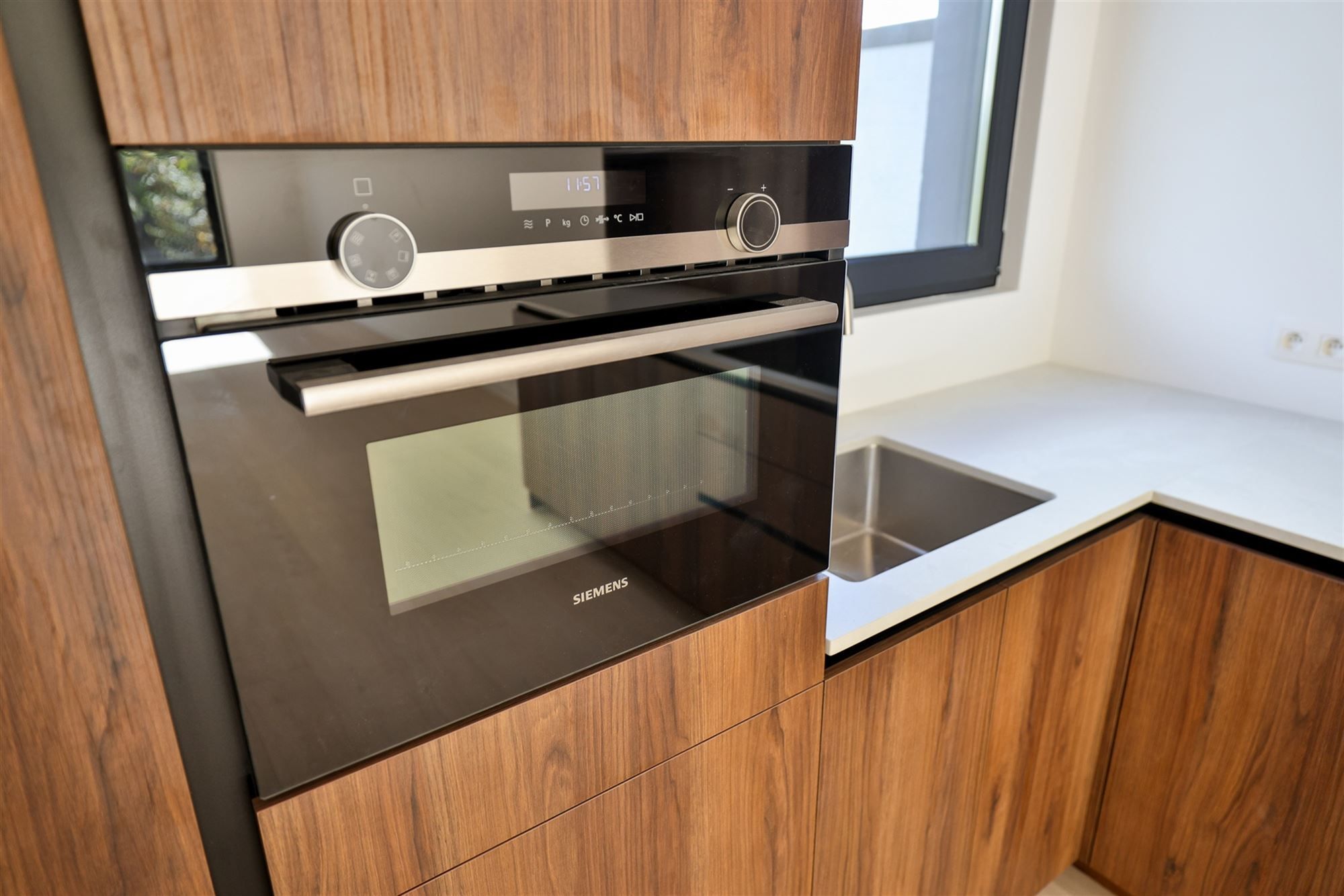 Knap volledig nieuw duplexappartement foto 7