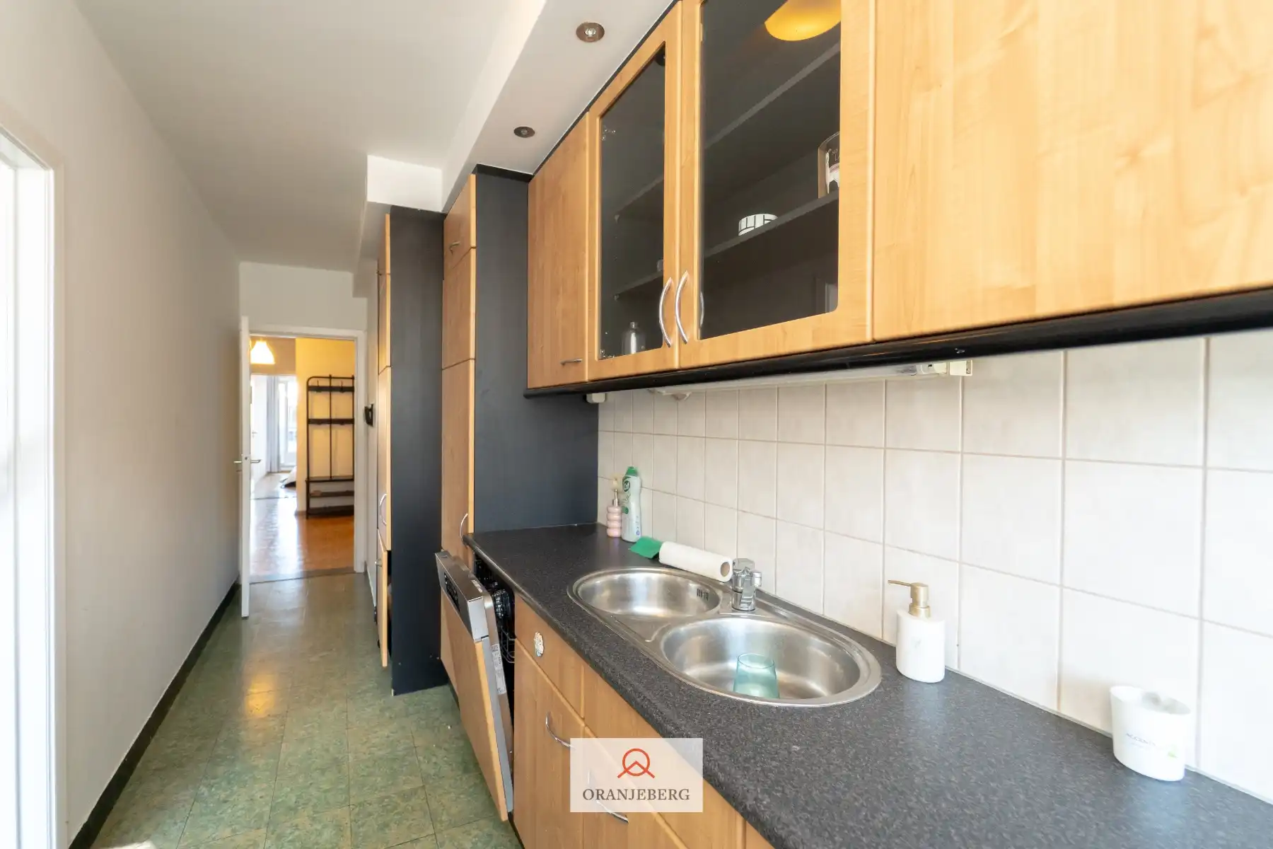 2 slaapkamerappartement met zicht op Zuidpark foto 16