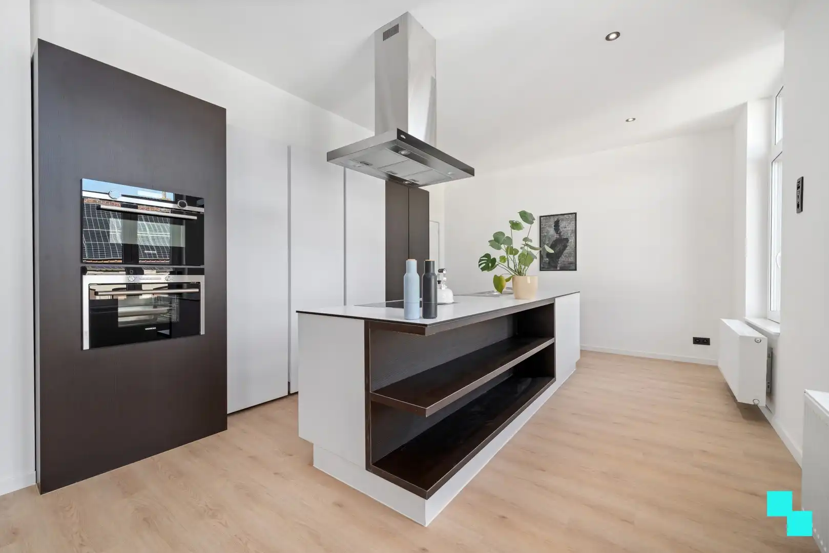 Volledig gerenoveerd appartement in loftstijl - centrum Menen foto 5