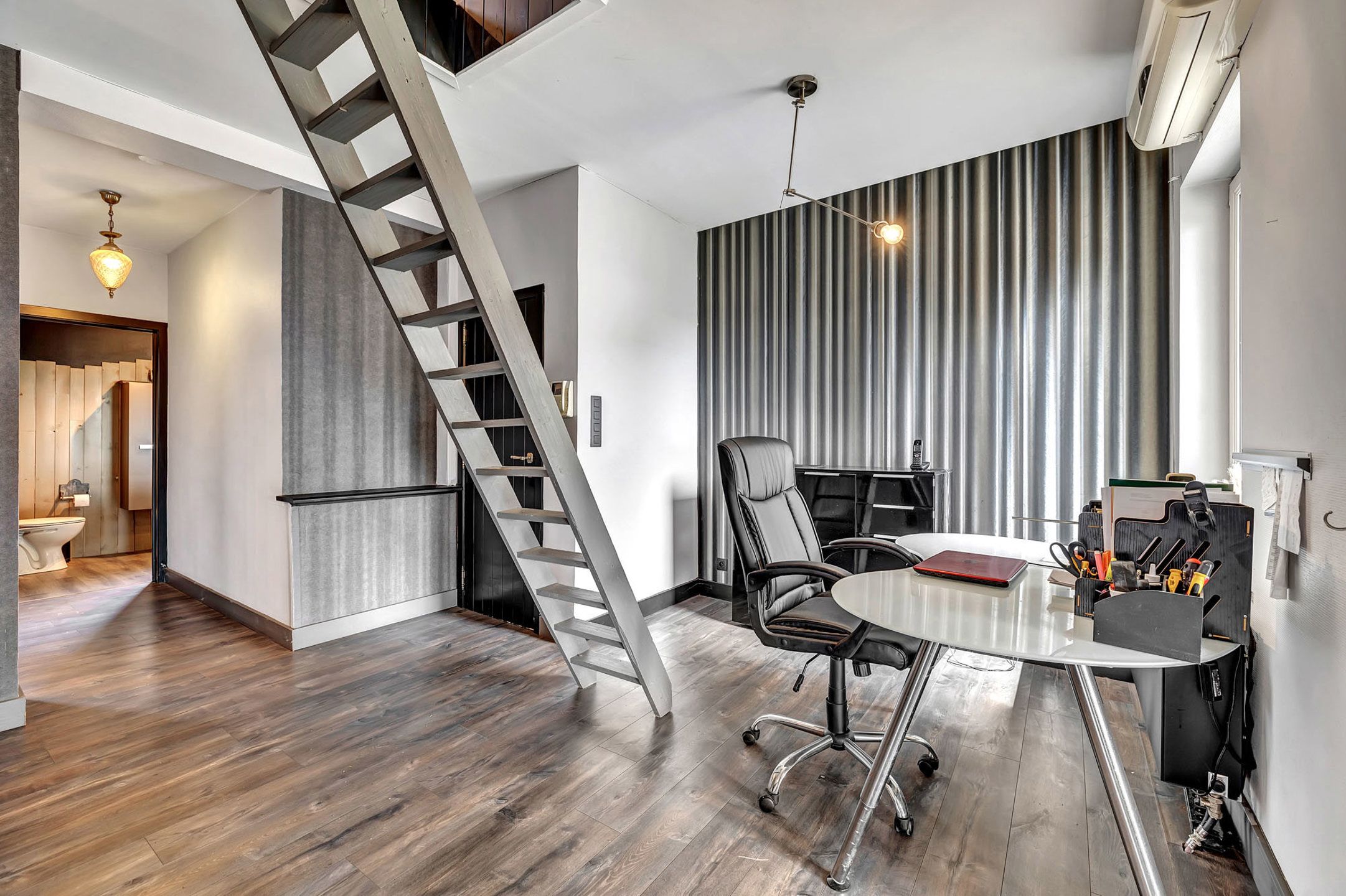 Authentieke woning met handelszaak op toplocatie foto 12