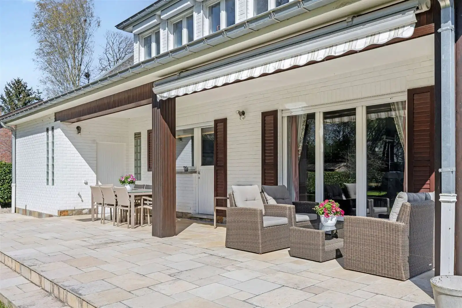 Charmante villa bij het bos van Strihoux foto 3