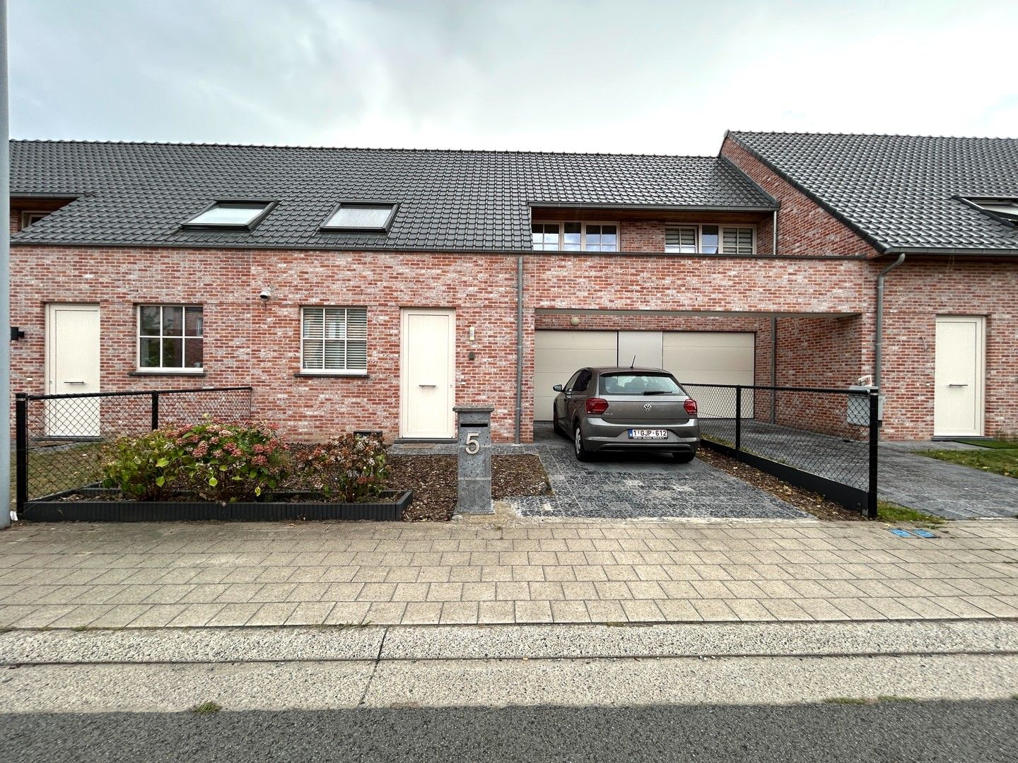 ()=>{if(producerUpdateValueVersion(node),producerAccessed(node),node.value===ERRORED)throw node.error;return node.value} Victoria Courtensstraat 5 - 8800 Rumbeke