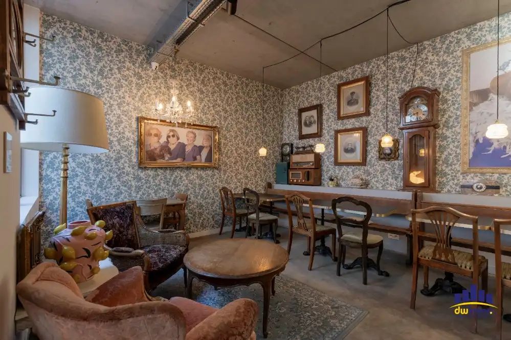 Overname van hip eetcafé in Gent foto 10