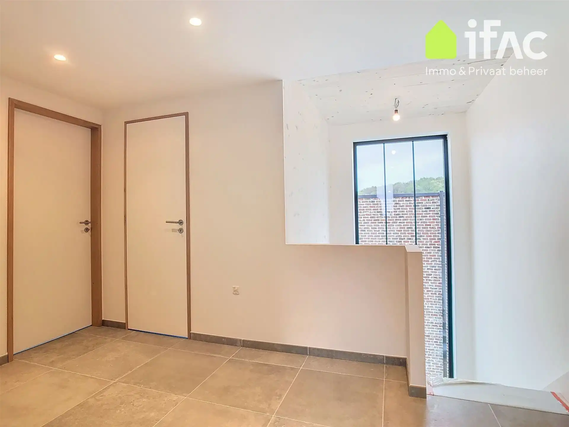Villa met 4 slaapkamers, 2 badkamers en een grote tuin foto 19