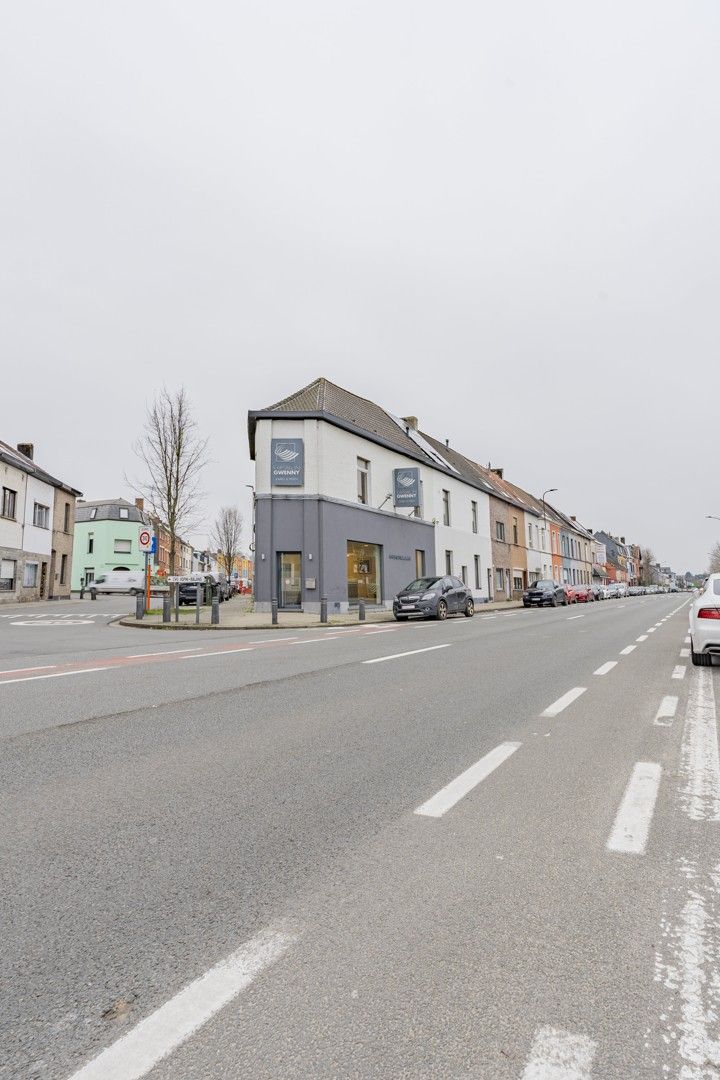 Centraal gelegen handelshuis met diverse mogelijkheden foto 17