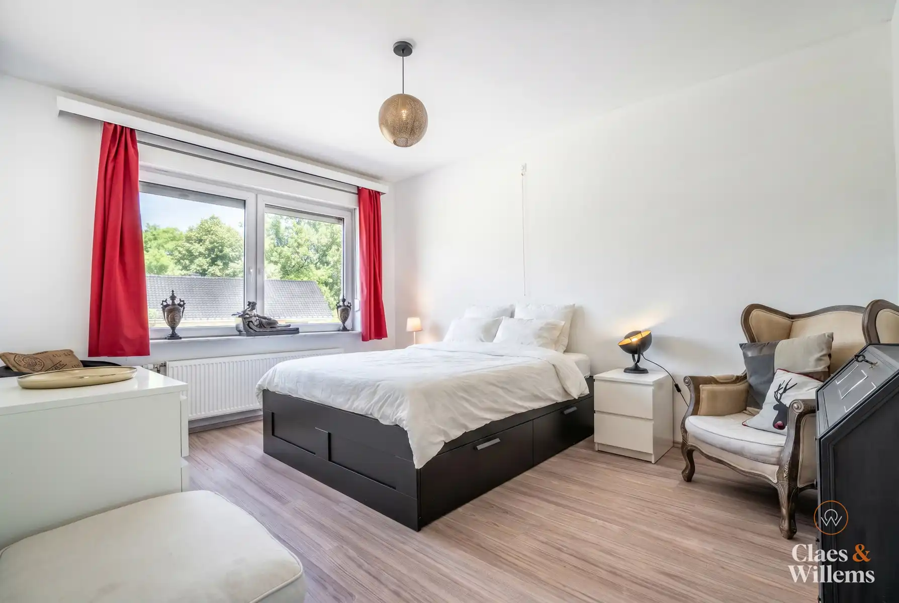 Instapklaar appartement met garage foto 11