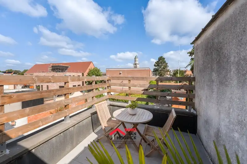 Appartement op 2e verdiep centrum Lokeren! foto 8