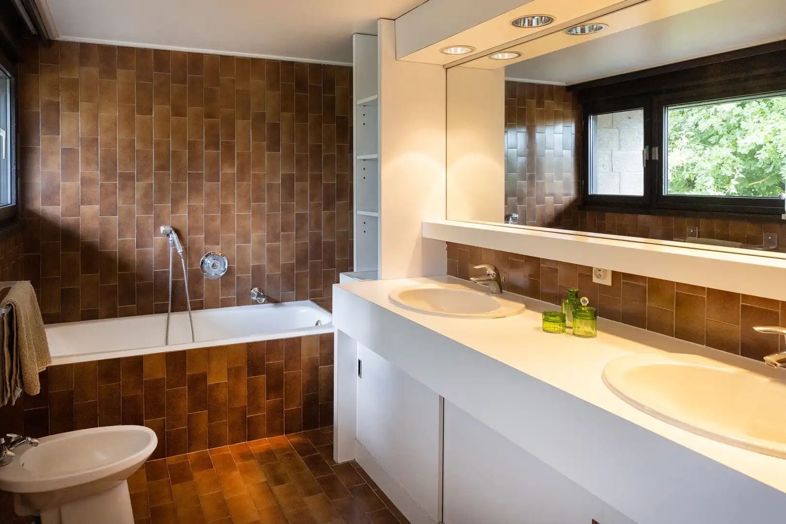 Authentieke, modernistische architectenwoning. foto 12