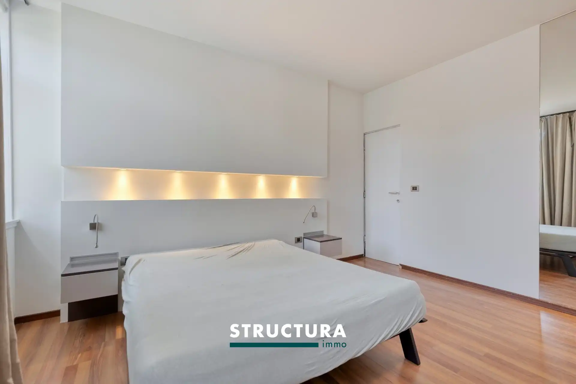 Woning met zwembad  foto 16