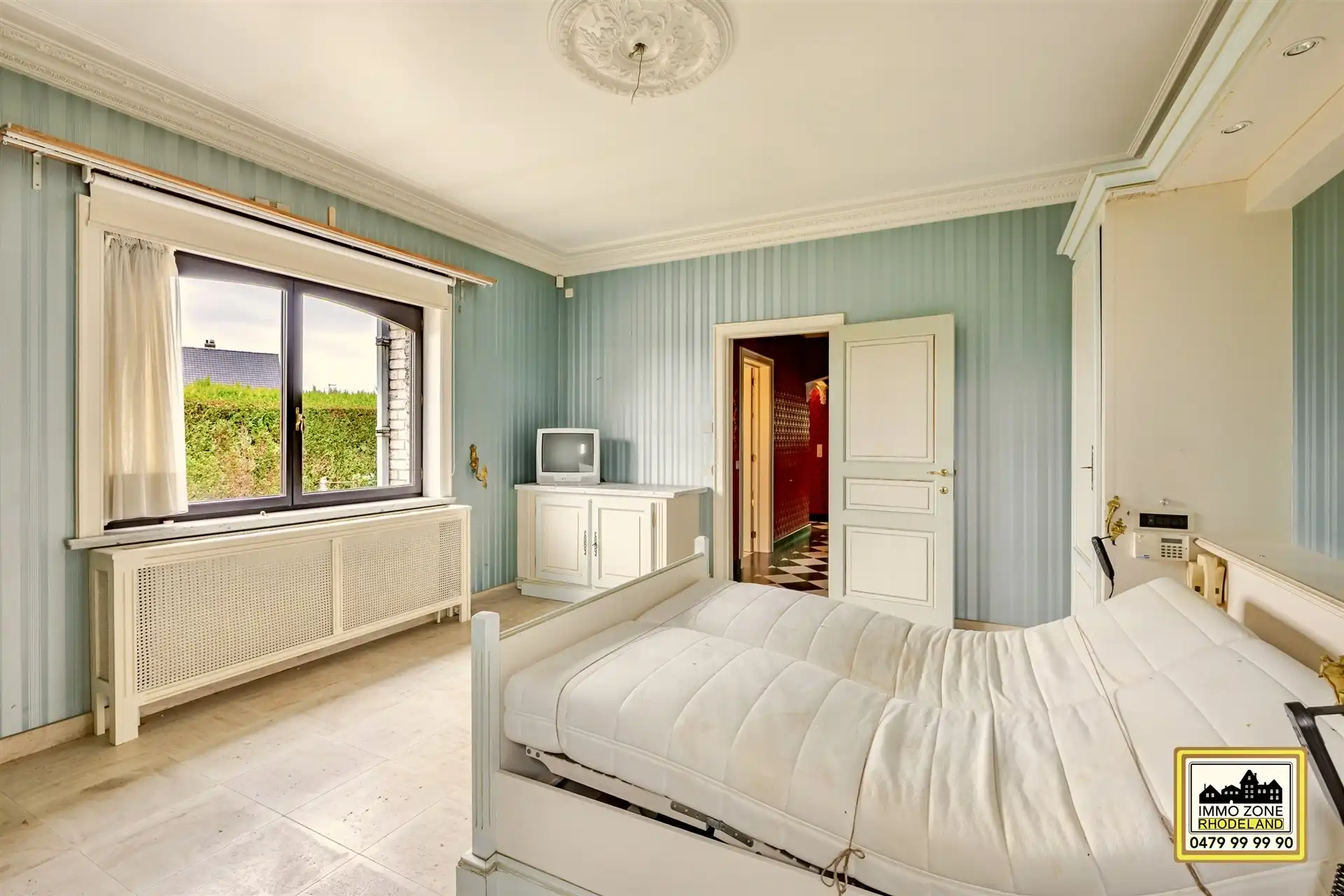 Bijzonder unieke villa met 4 slpks op rustige locatie foto 11