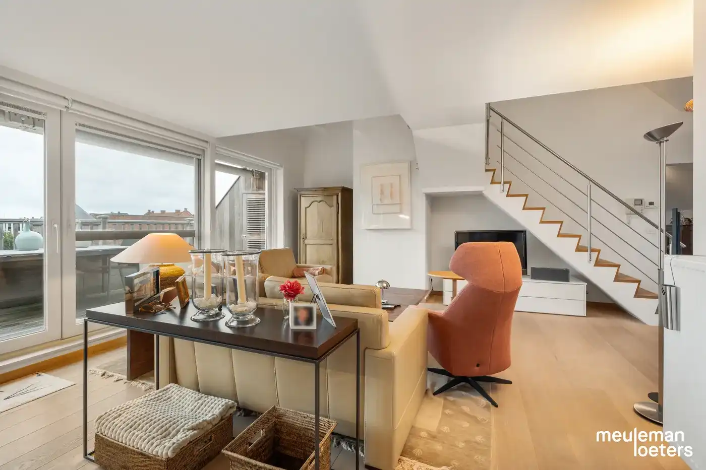 Riant en instapklaar duplexappartement met zéér ruime garagebox in centrum  foto 20