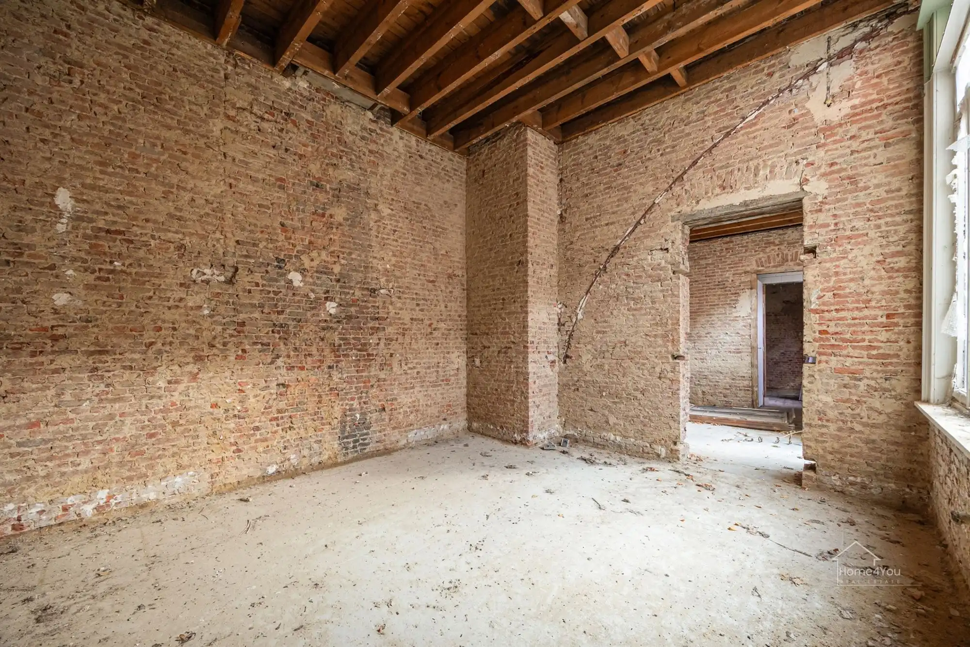 OPBRENGSTEIGENDOM MET RENOVATIEPOTENTIEEL IN HARTJE LIER foto 9