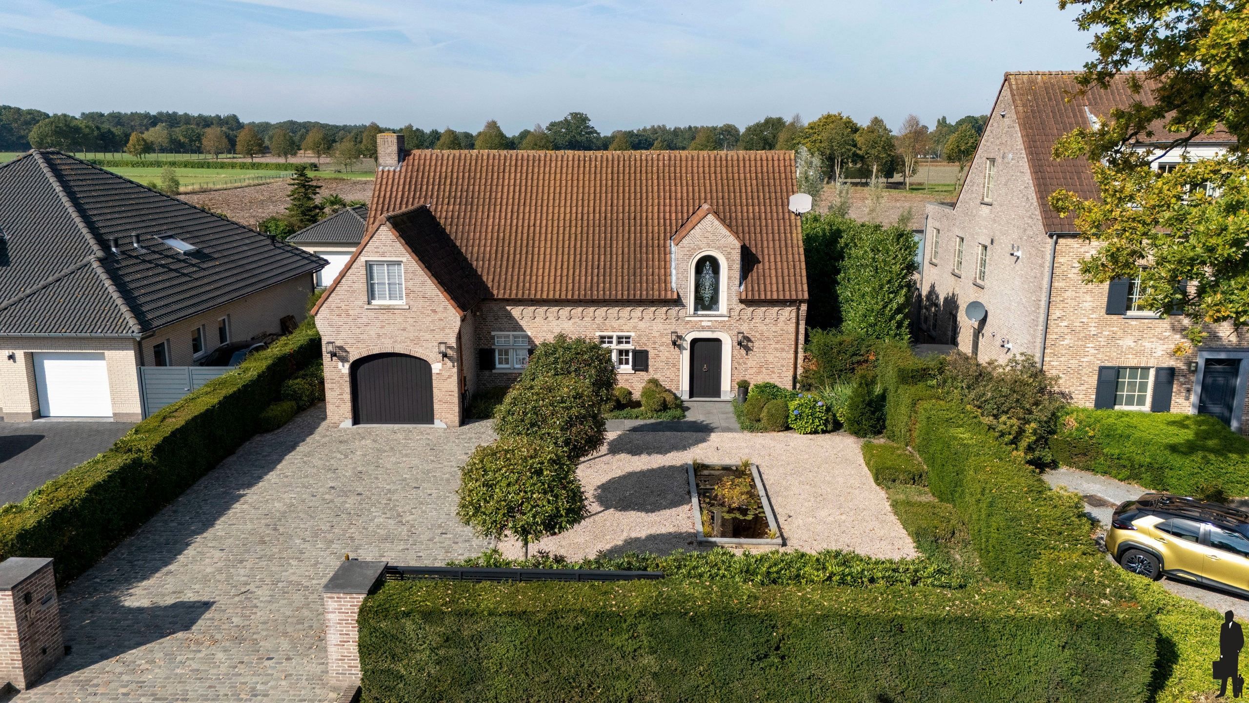 Luxe villa met zwembad op een perceel van c. 1.550m² te Poppel foto 24