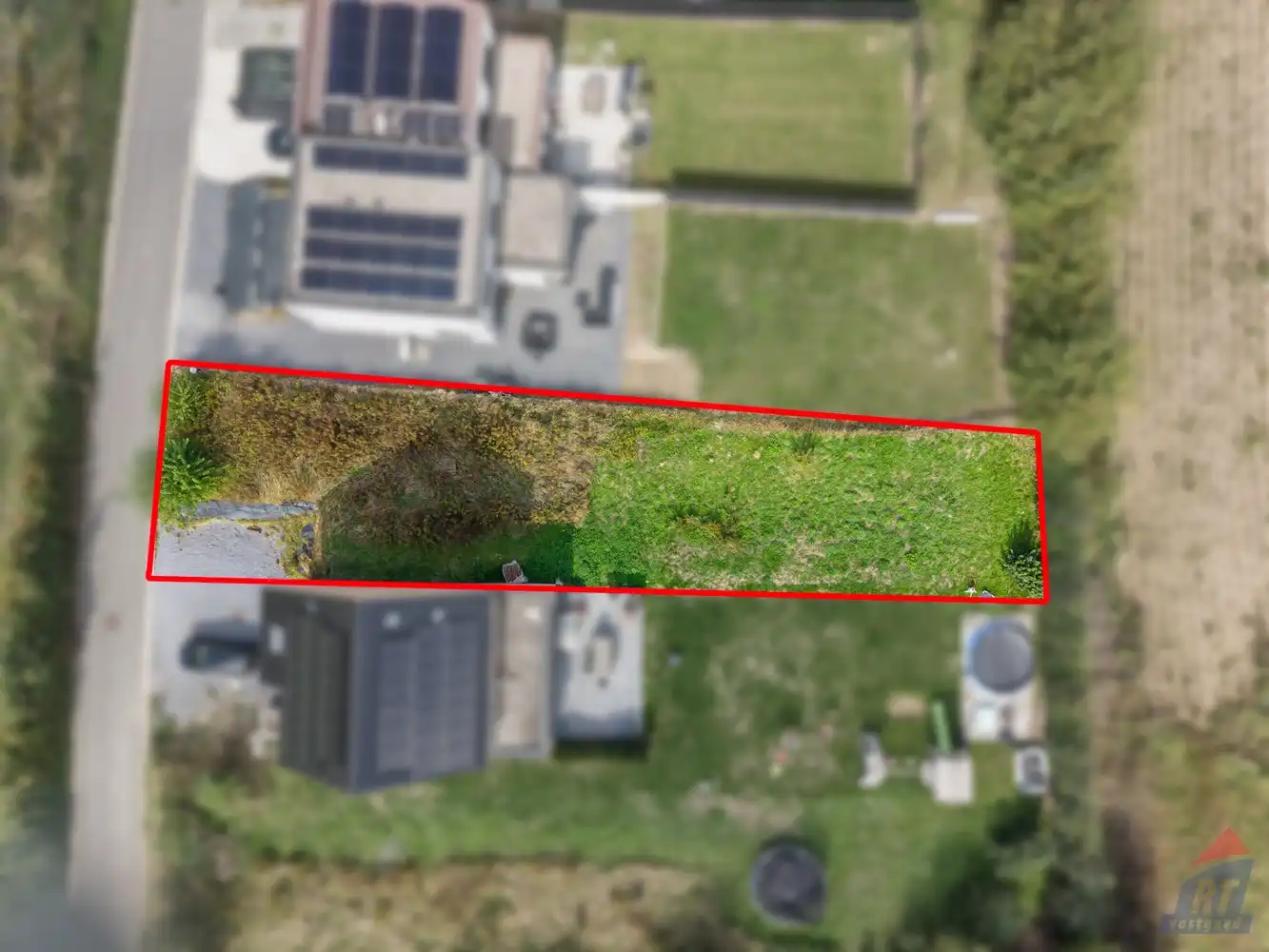 Interessant perceel bouwgrond voor halfopen bebouwing op een rustige locatie foto 2