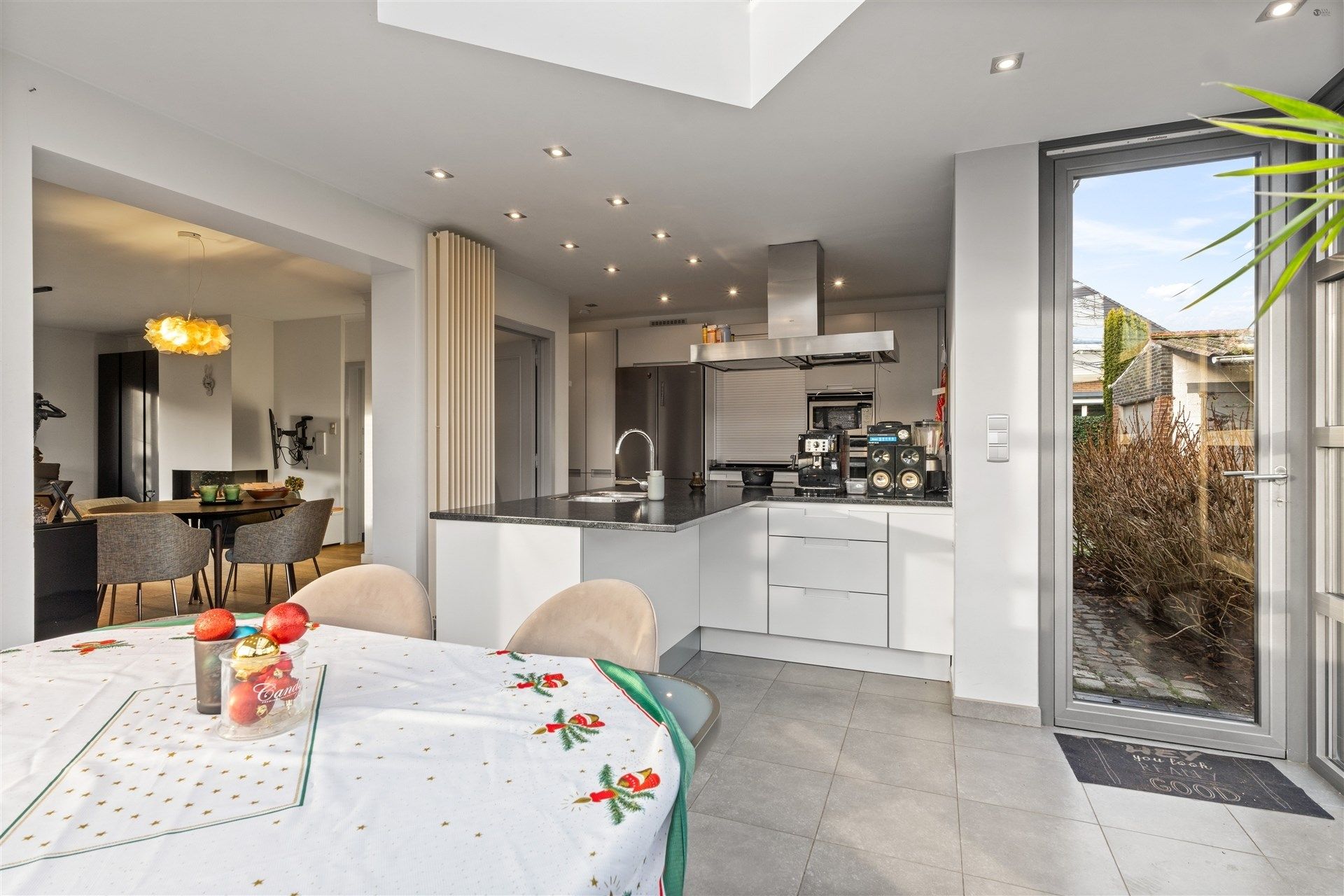 instapklare woning in rustige omgeving foto 8