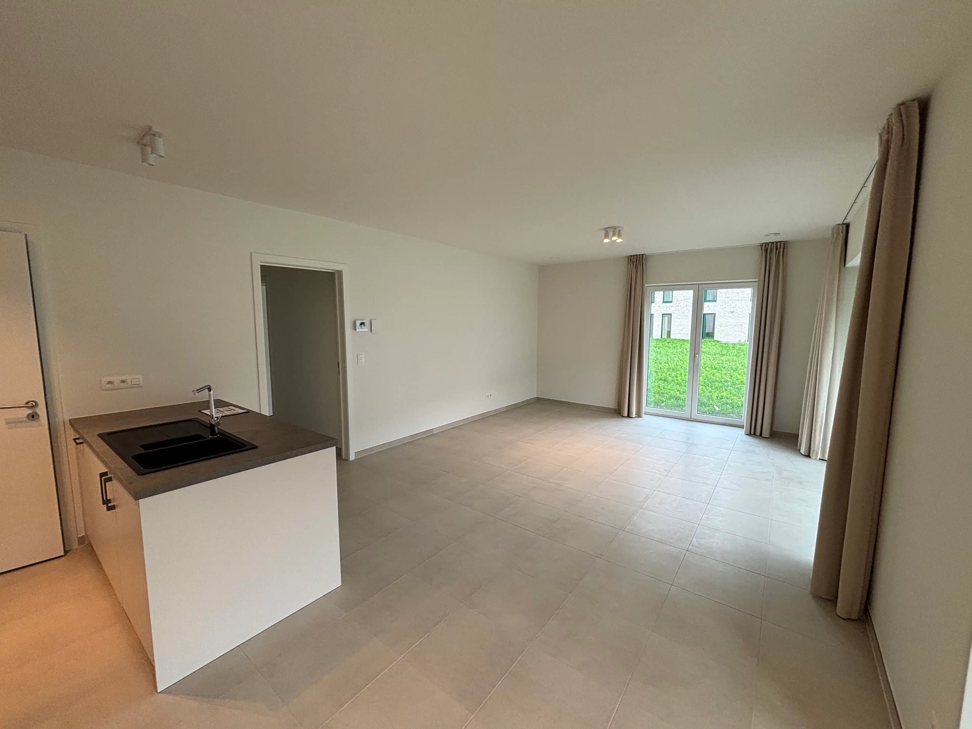 Modern Wonen & Werken: Luxueus Nieuwbouwappartement met 2 Slaapkamers en Bureau foto 13