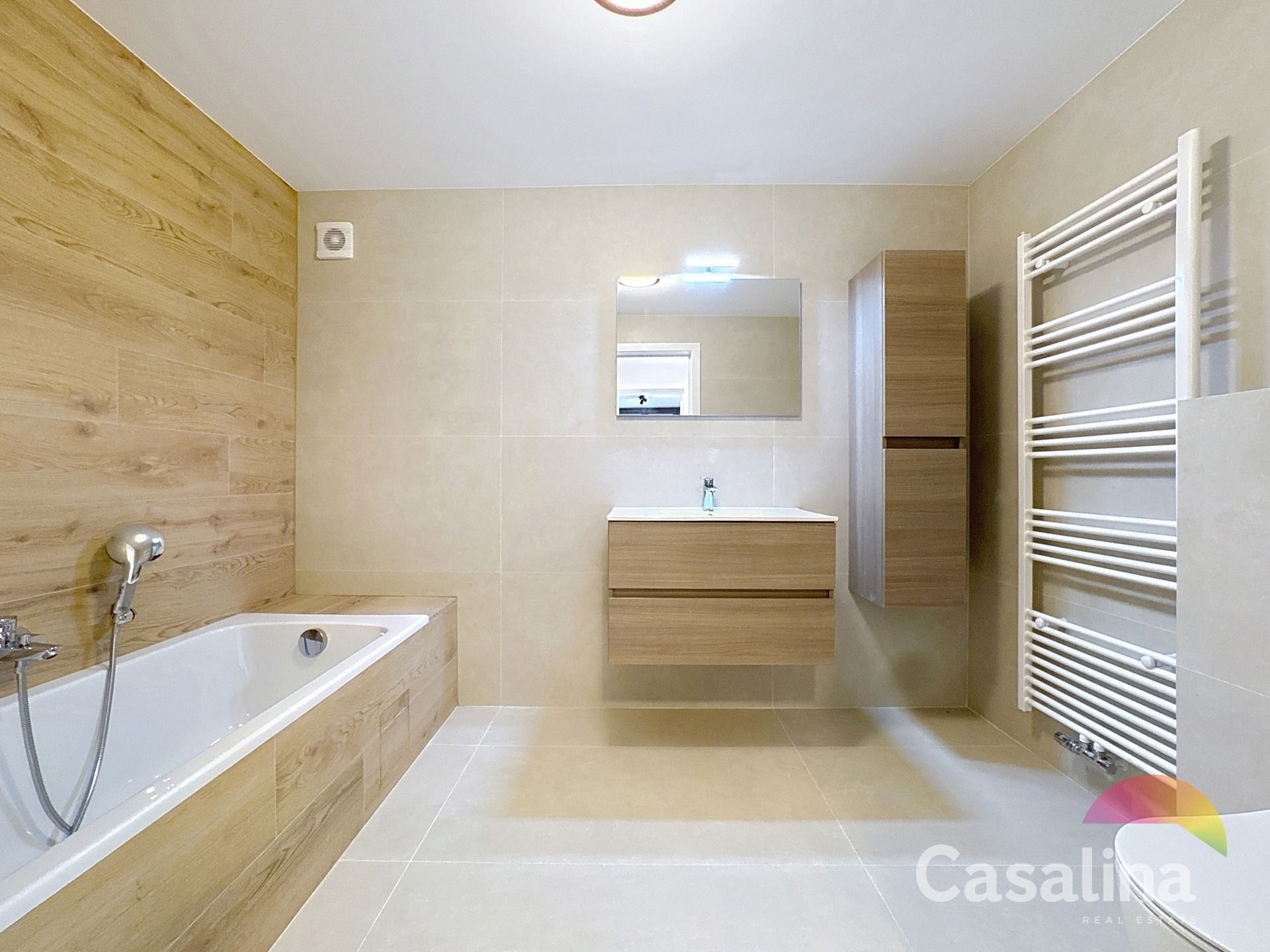 Gerenoveerde appartement van ±105m² met privéterras en tuin foto 9