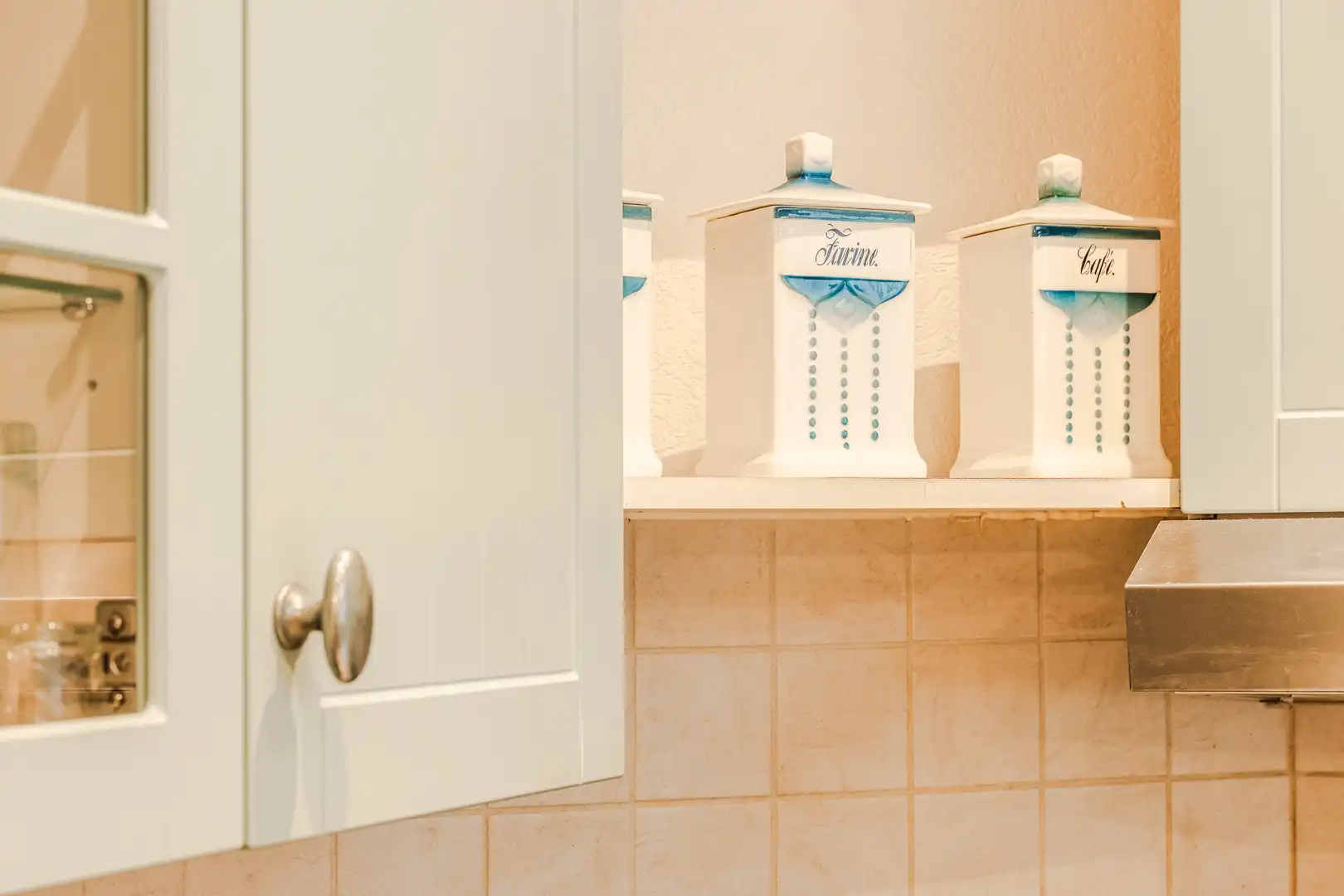 Op te frissen Belétage woning in rustige wijk foto 7