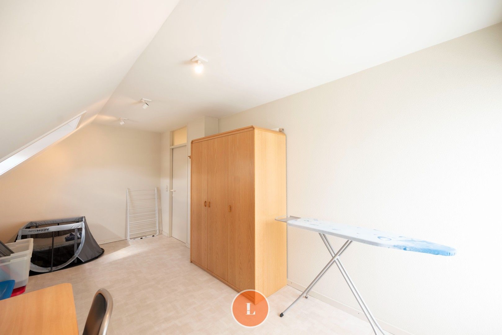 Ruime en rustige gelegen woning op een perceel van 744m² foto 15