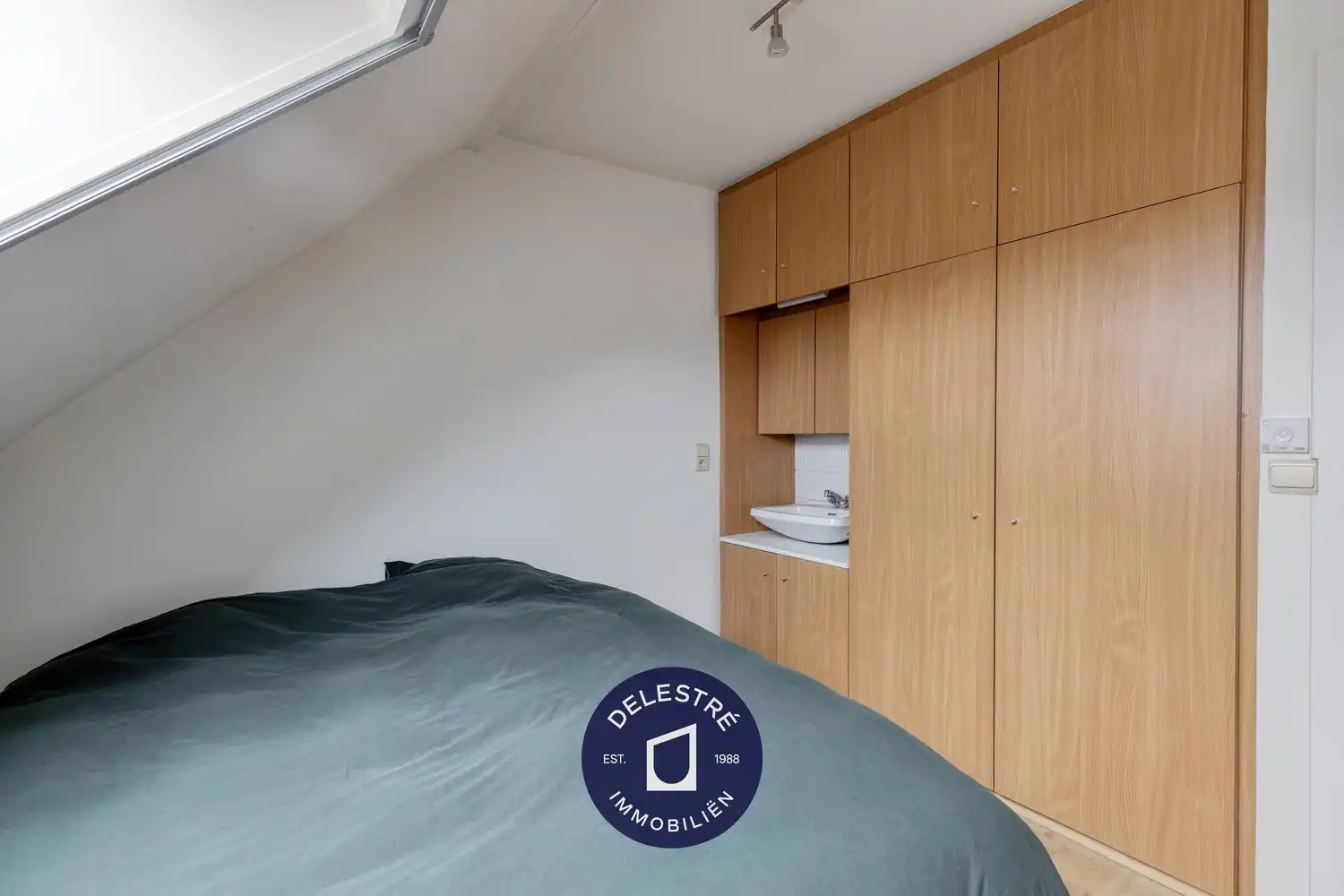 GOED GELEGEN HANDELSPAND MET DUPLEX APP. CENTRUM foto 32