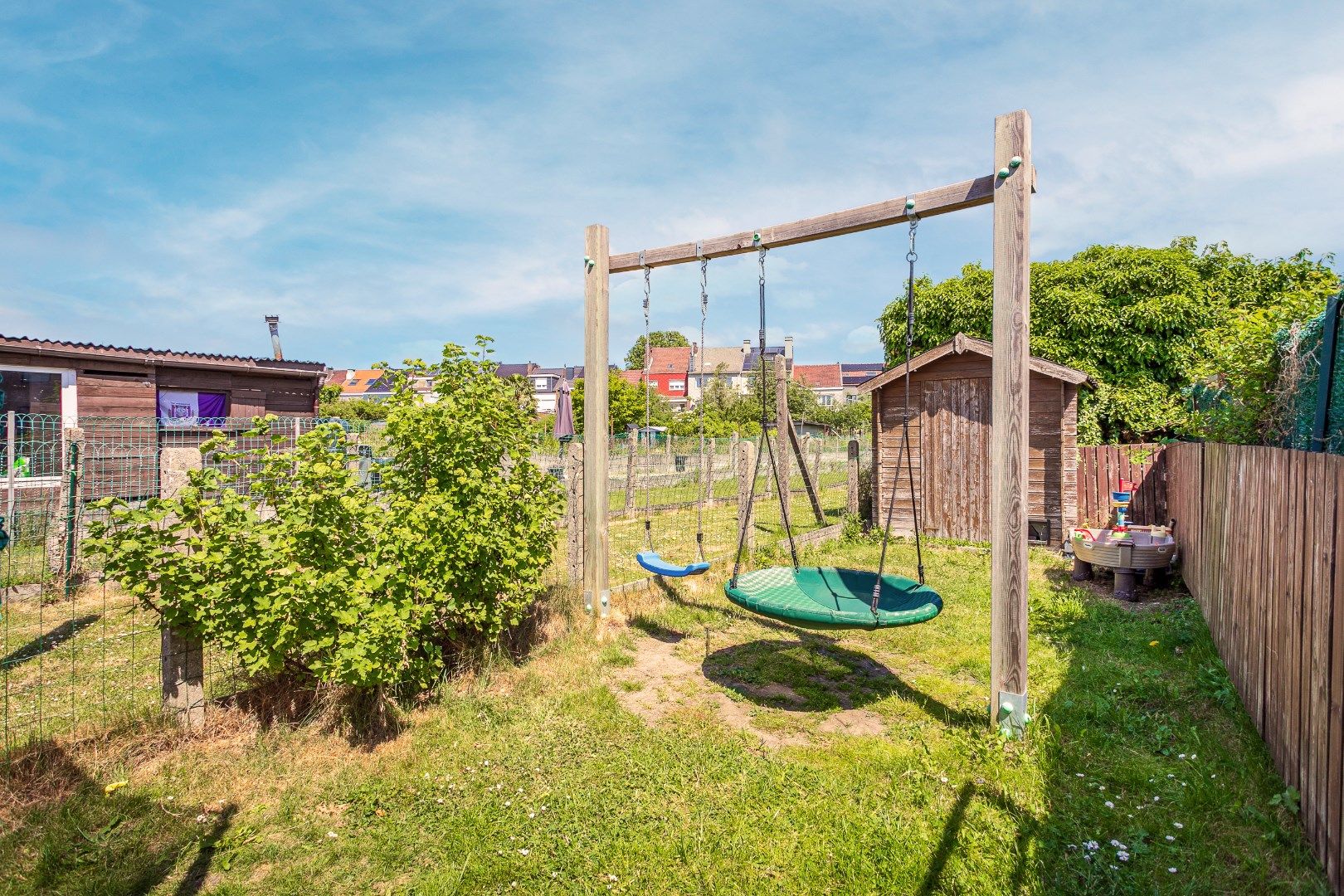 Instapklare woning met 3 slaapkamers, bureau en tuin in Halle foto 10