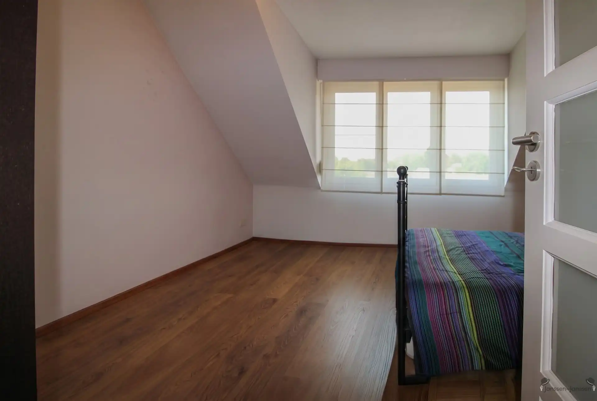 Woning met 4 slpks, 2 badk, centrum Broechem foto 9