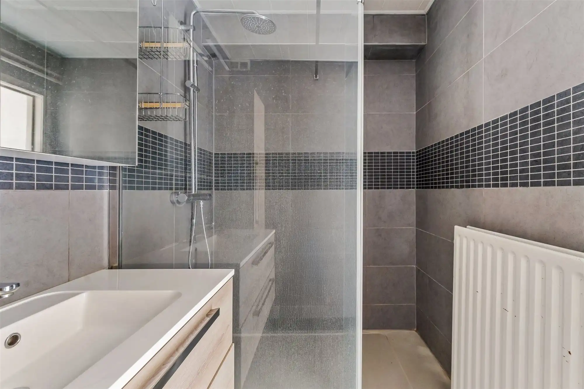 CENTRAAL GELEGEN EN INSTAPKLAAR APPARTEMENT MET 2 SLAAPKAMERS EN GARAGE NABIJ PAAL DORP foto 10