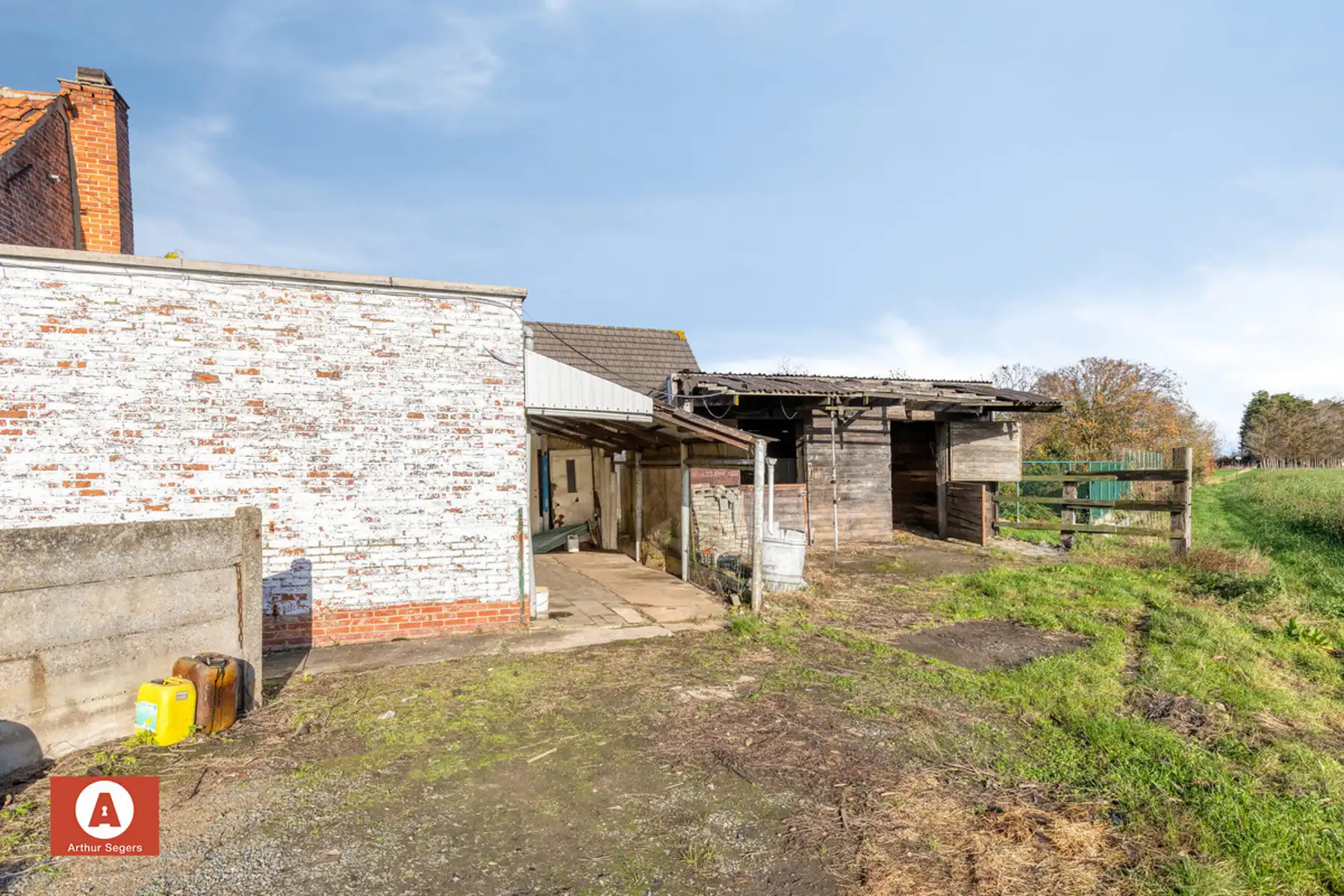 Landelijk gelegen renovatieproject op zuidgericht perceel foto 21