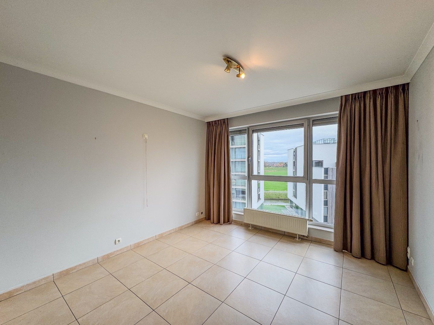 Ruim appartement met 2 slaapkamers en terras met prachtige vergezichten! foto 21