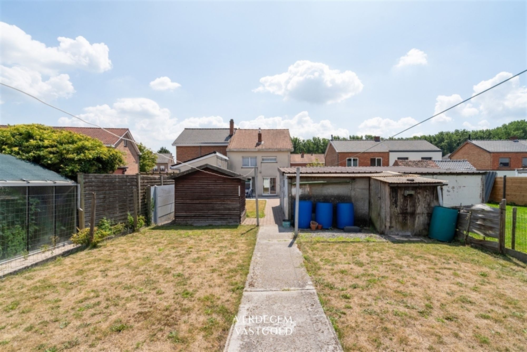 Jaren '60 woning met 4 slaapkamers, garage en leuke tuin foto 18