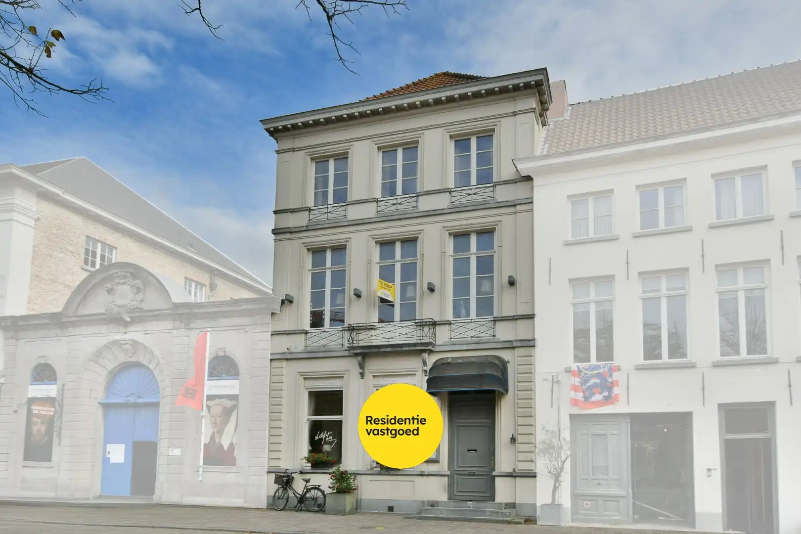 Uitzonderlijk handelspand met woonst op toplocatie! foto {{pictureIndex}}