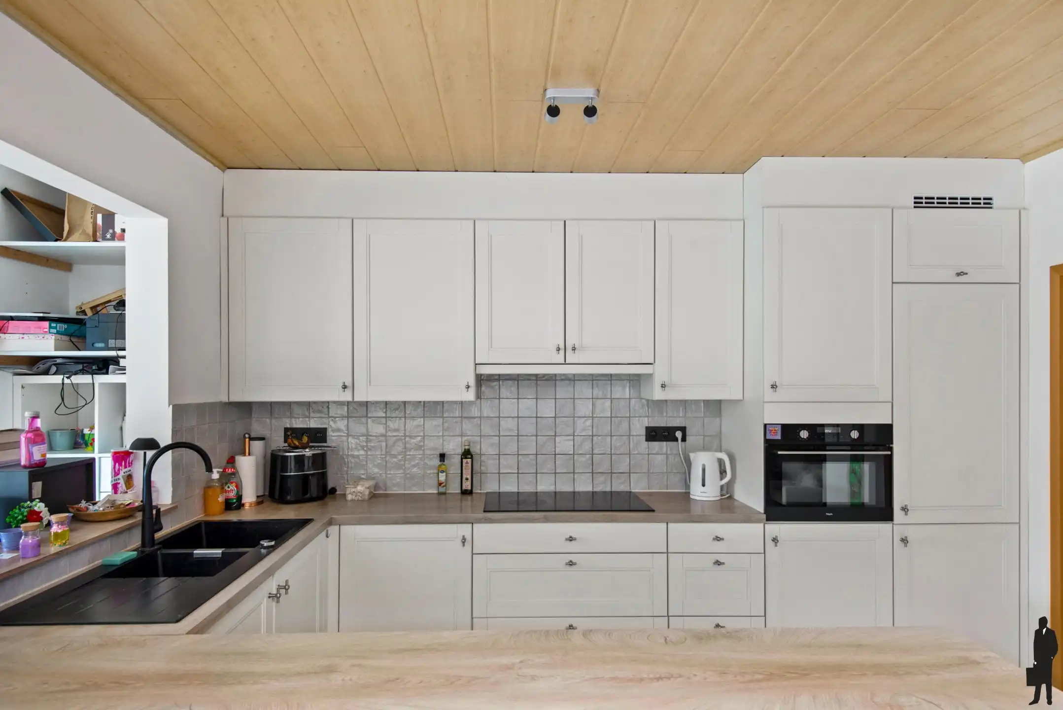 Welgelegen riante instapklare woning met 4 slaapkamers foto 15