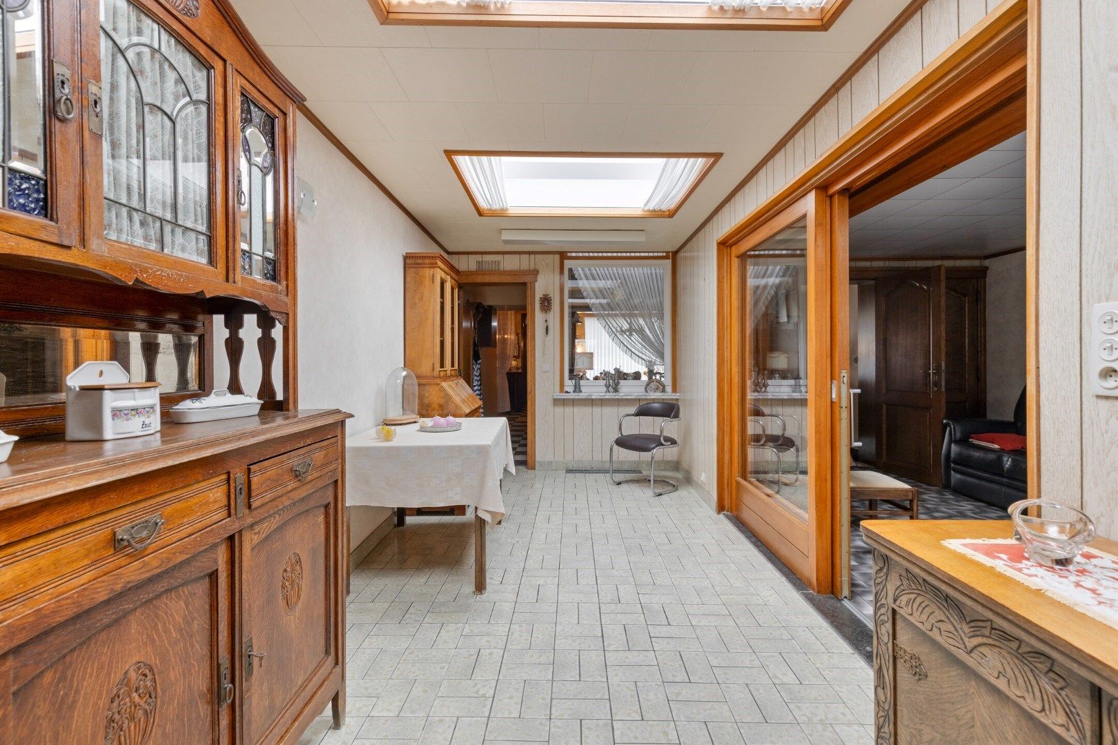Kraaknette, ruime woning met dubbele garage! foto 11