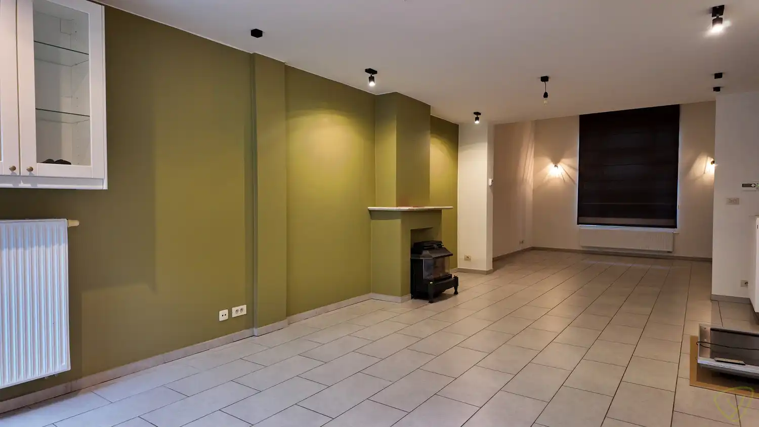 Gezellig duplex appartement nabij het station van Eeklo! foto 3