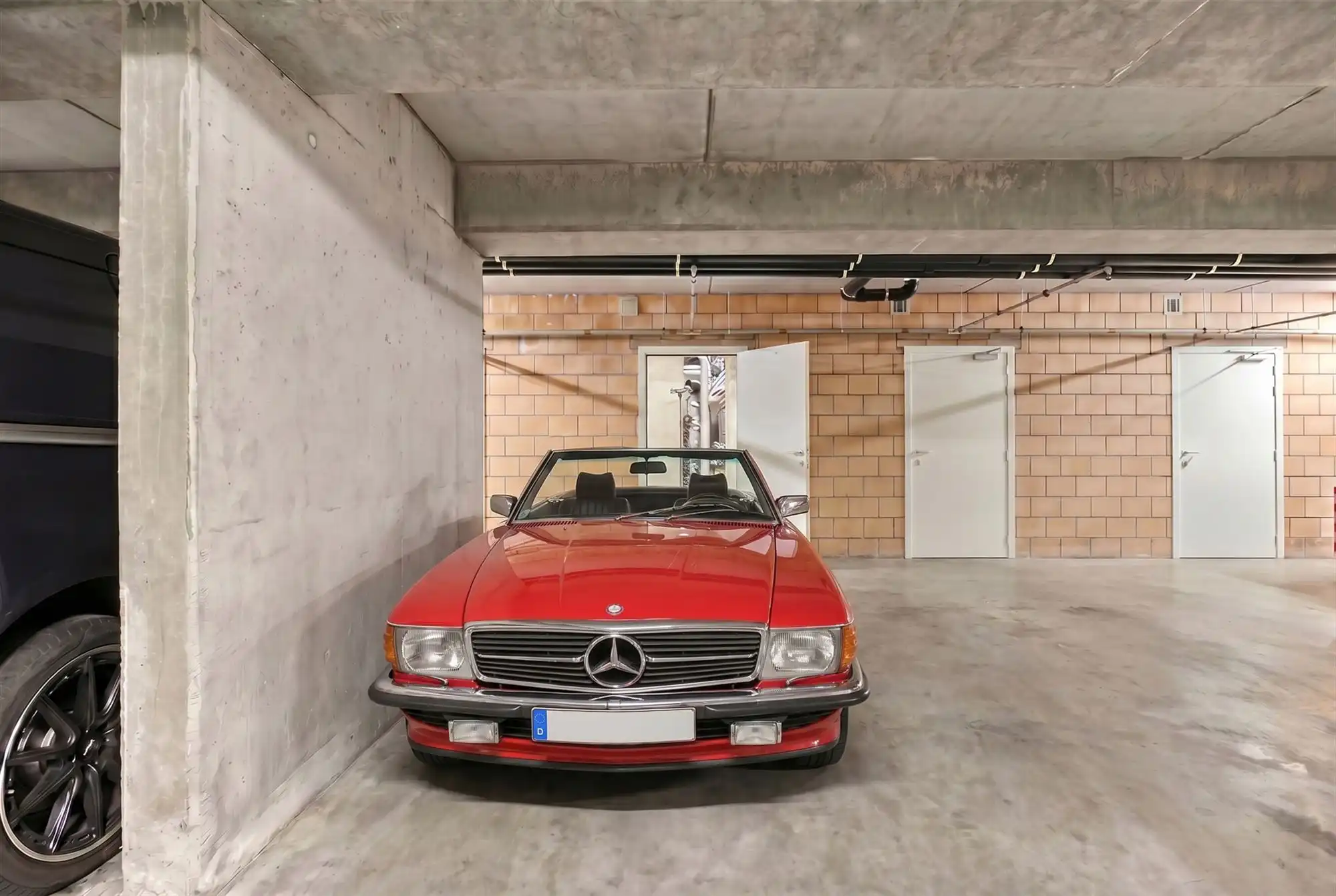 Instapklaar gelijkvloers appartement met tuin en parking foto 16