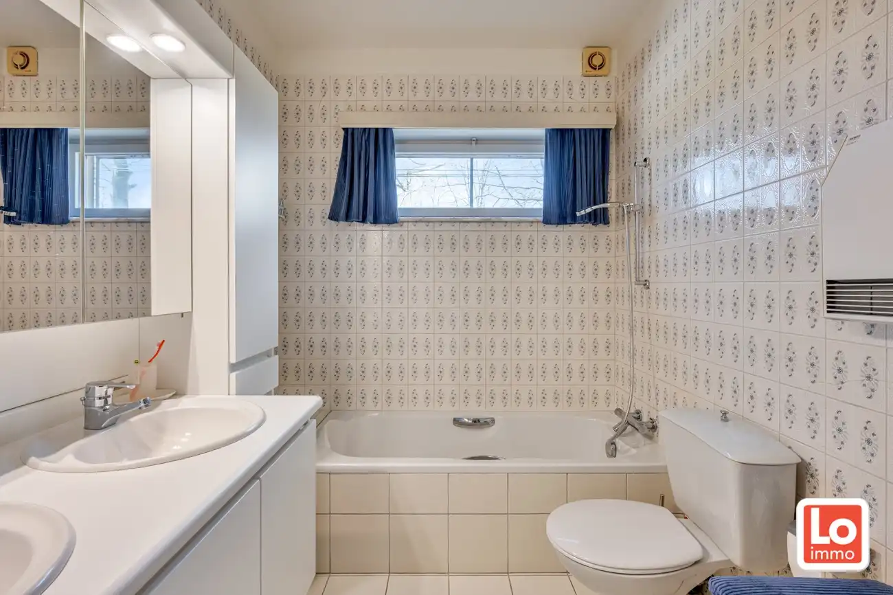 Degelijke open gelijkvloerse woning met inpandige garage en grote tuin op een groene toplocatie in Beervelde! foto 24