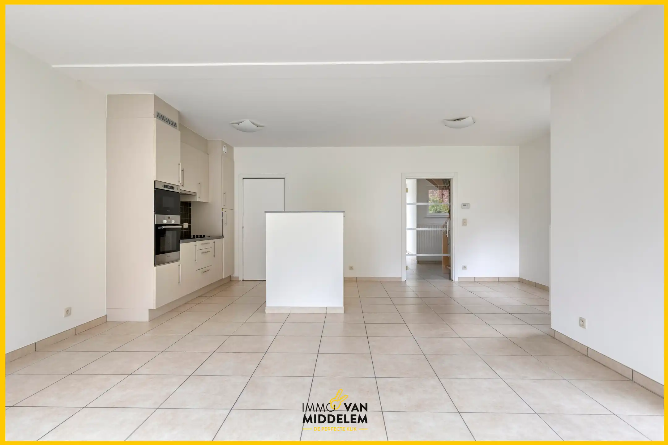 INSTAPKLARE ENERGIEZUINIGE WONING MET 3 SLPK EN GARAGE foto 5