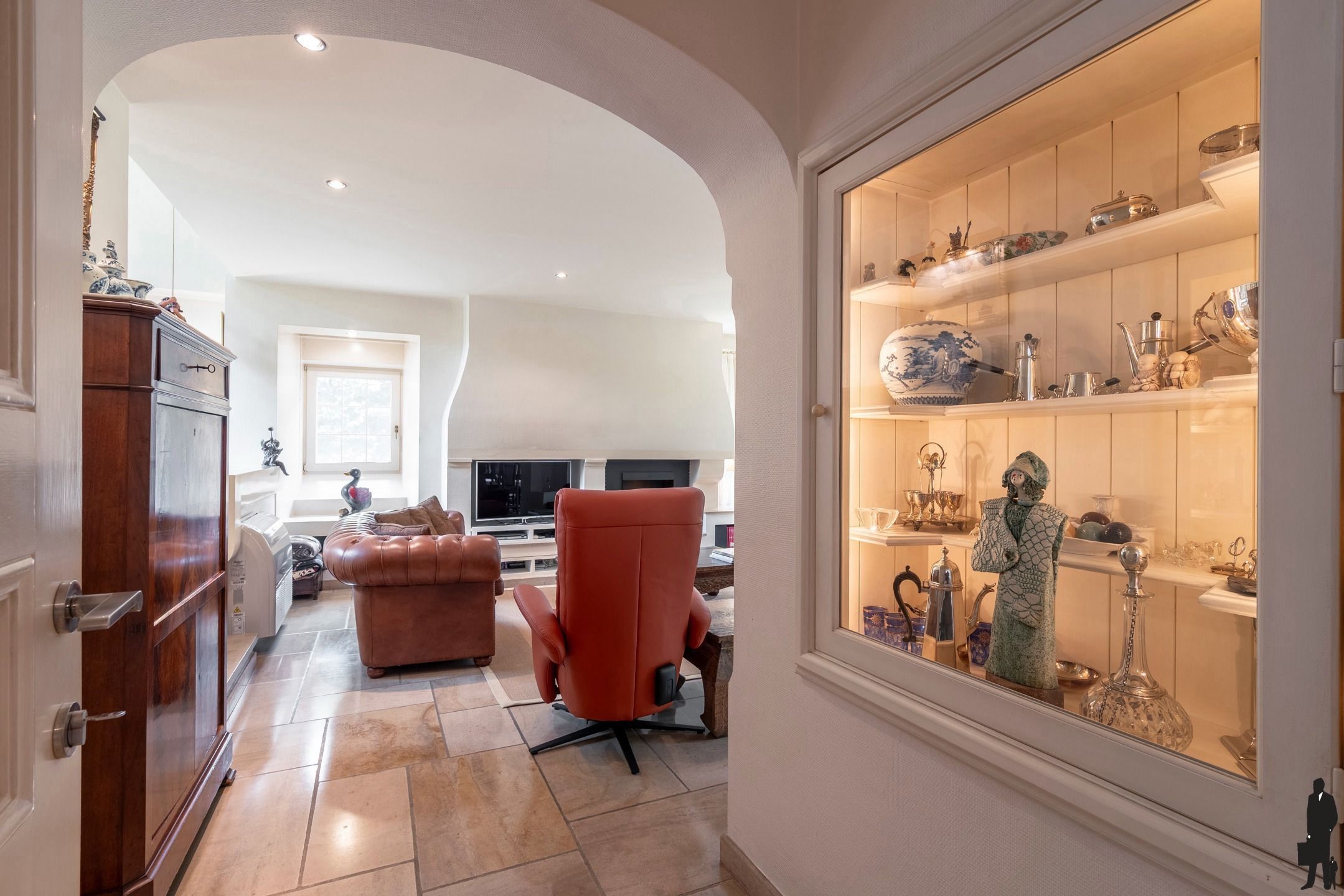 Riante villa van de hand van architect Rutten gelegen op uitstekende locatie te Turnhout  foto 4